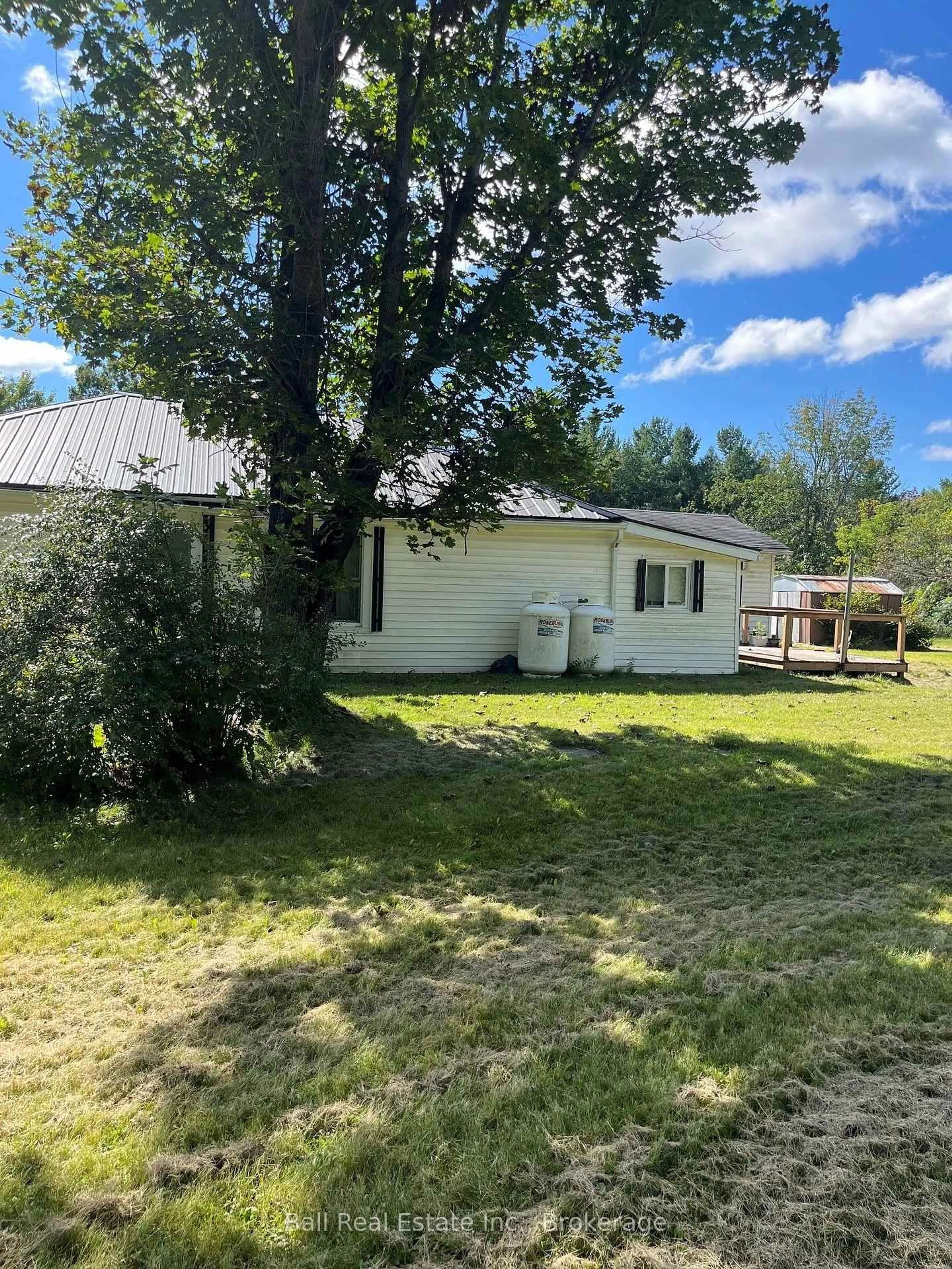 A pic from outside/outdoor area/front of a property/back of a property/a pic from drone, unknown for 5033 Stirling-Marmora Rd, Stirling-Rawdon Ontario K0K 3C0