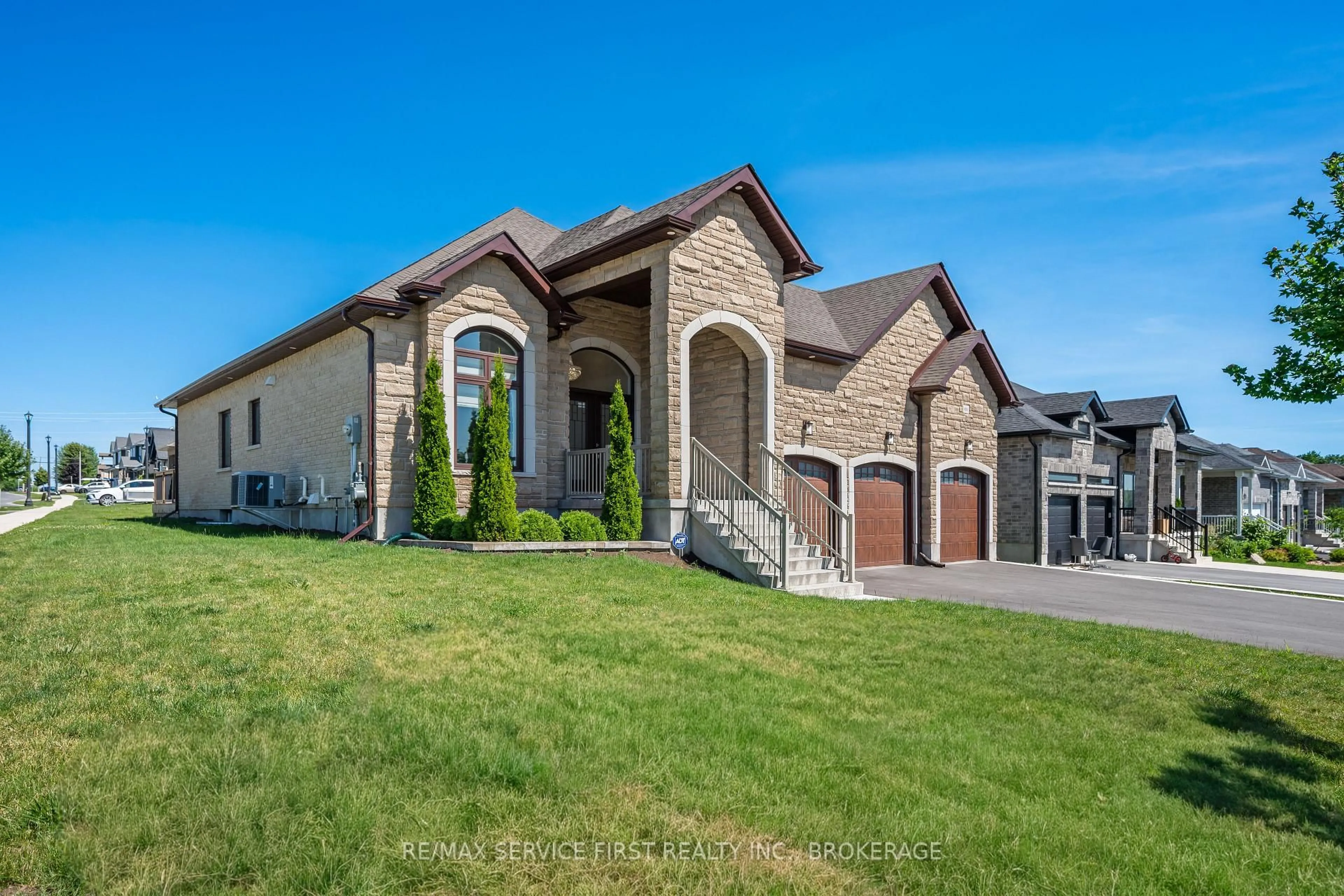Home with brick exterior material, unknown for 636 Mandara Dr, Kingston Ontario K7P 0N5