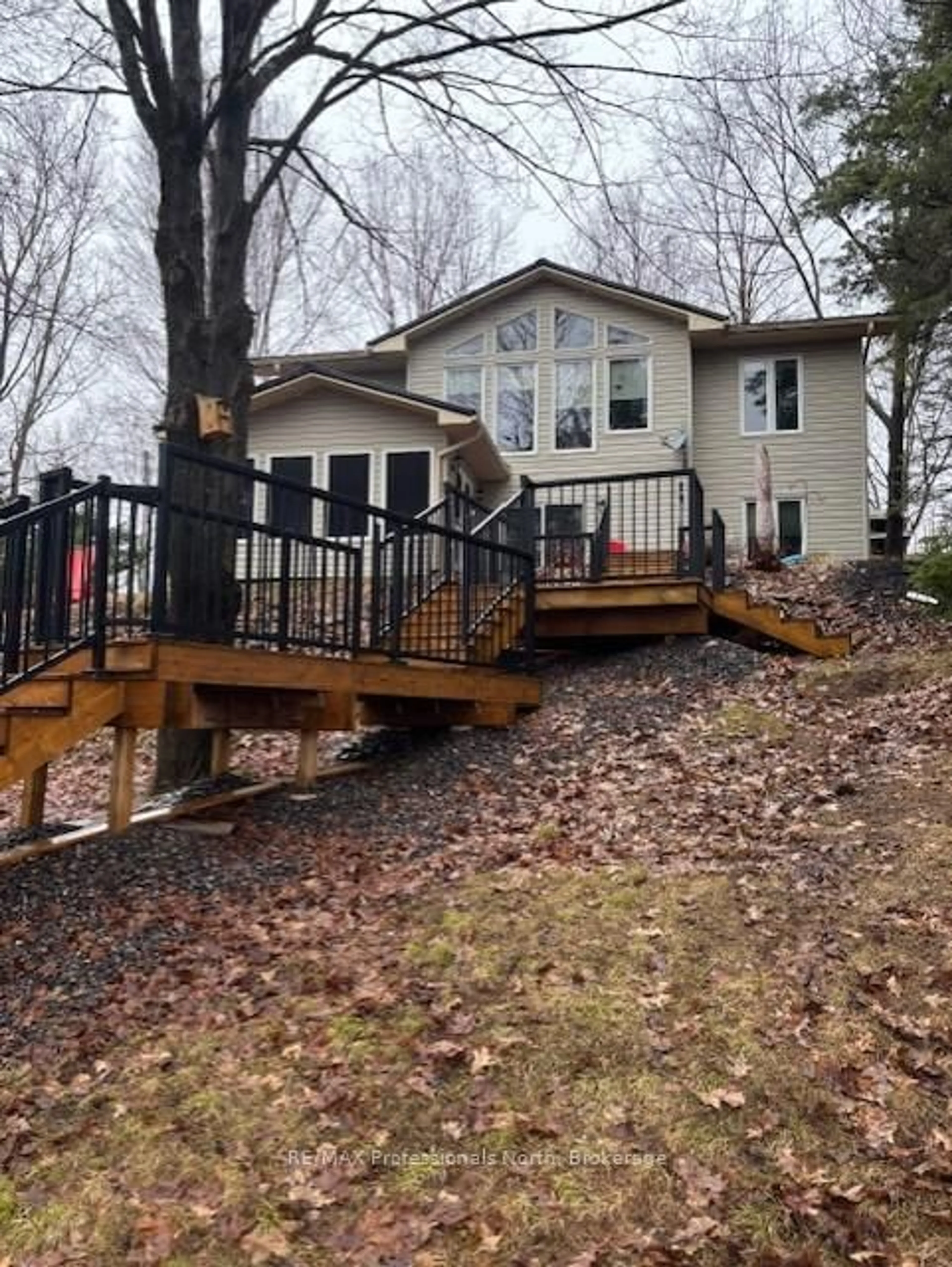 Unknown for 1099 Summer Lane, Minden Hills Ontario K0M 2K0
