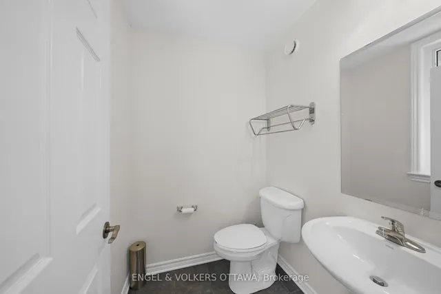 268 Horseshoe Cres, Ottawa 4