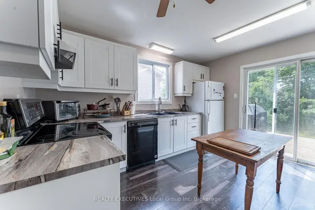25 Sovereign Dr, North Bay 2