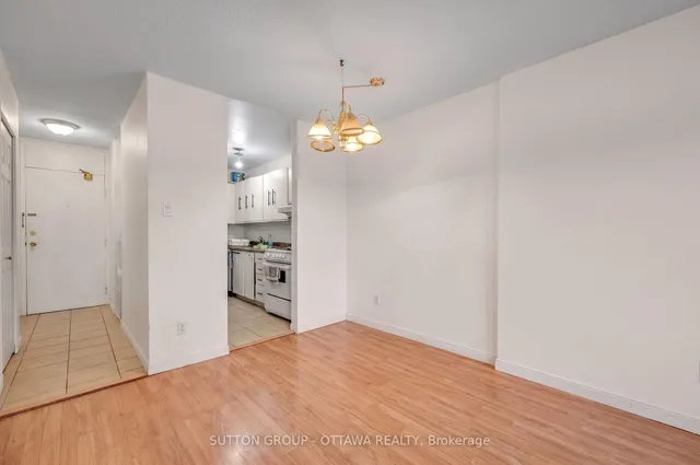 2000 Jasmine Cres #516, Ottawa 5