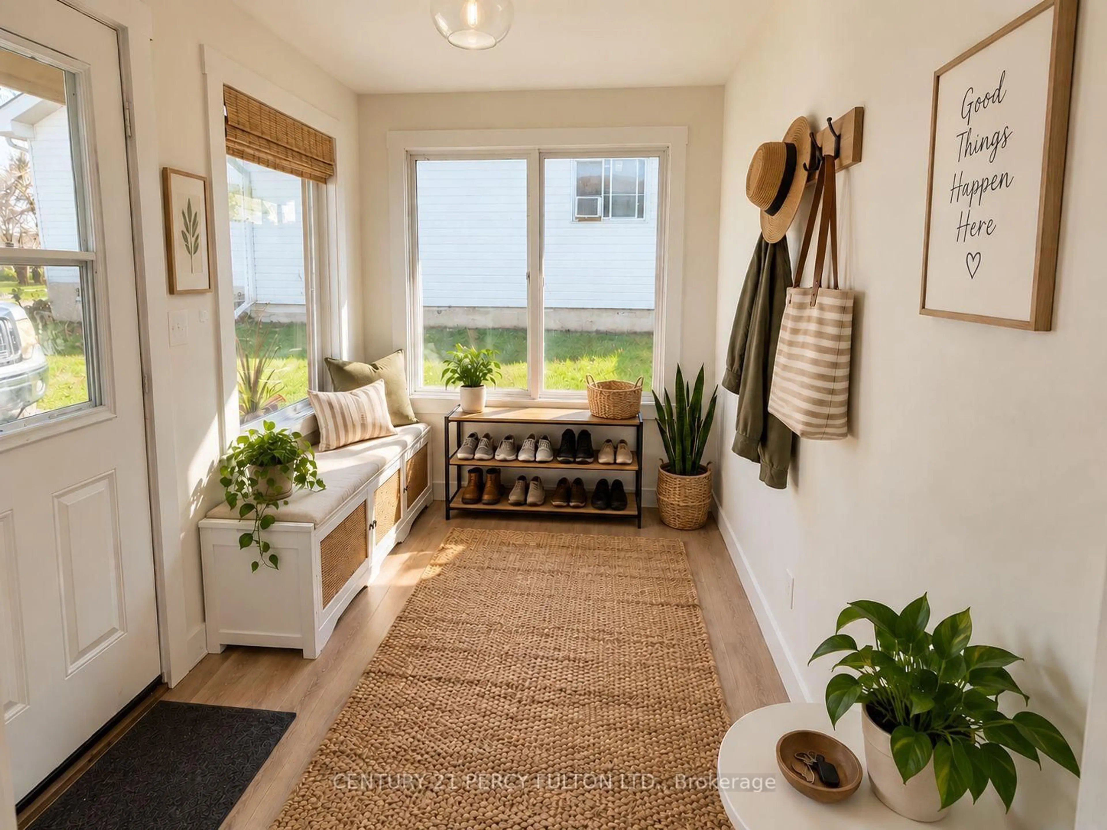 Indoor entryway for 85 Denniston St, Kawartha Lakes Ontario K9V 1L4