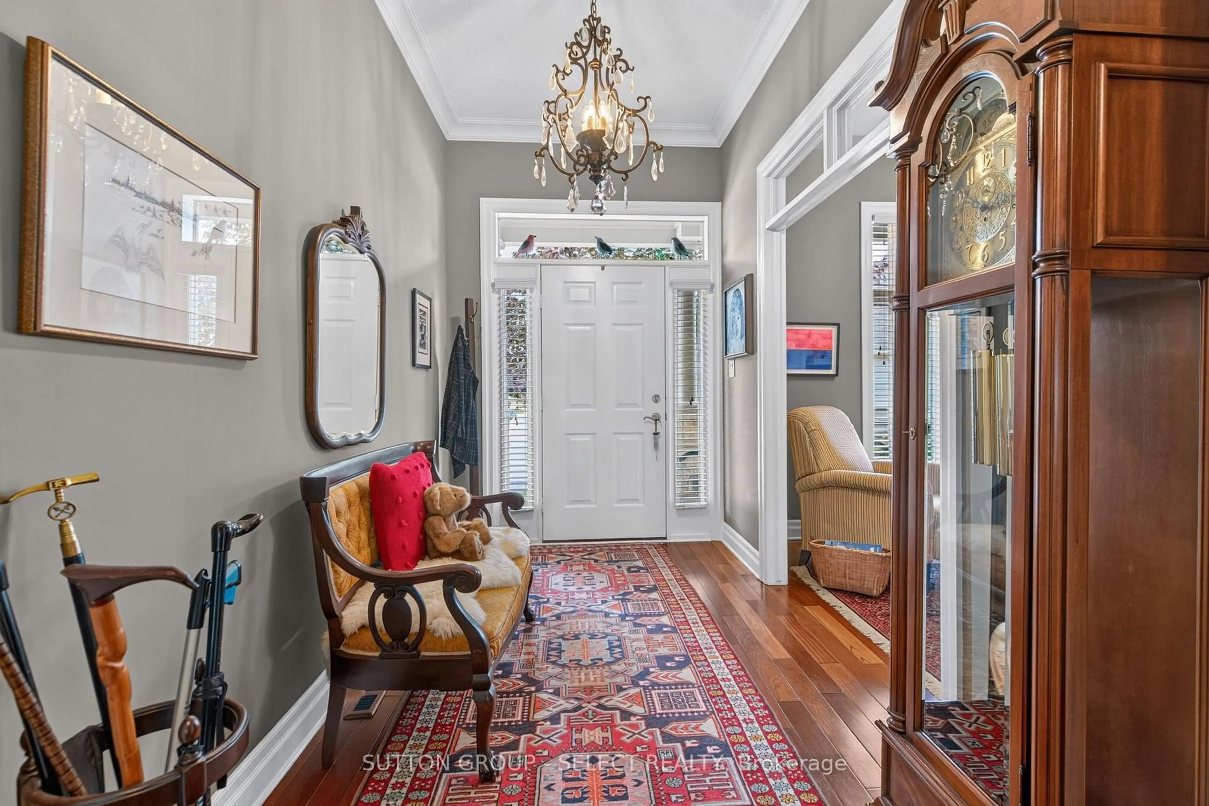 Indoor entryway for 124 North Centre Rd #32, London North Ontario N5X 4R3