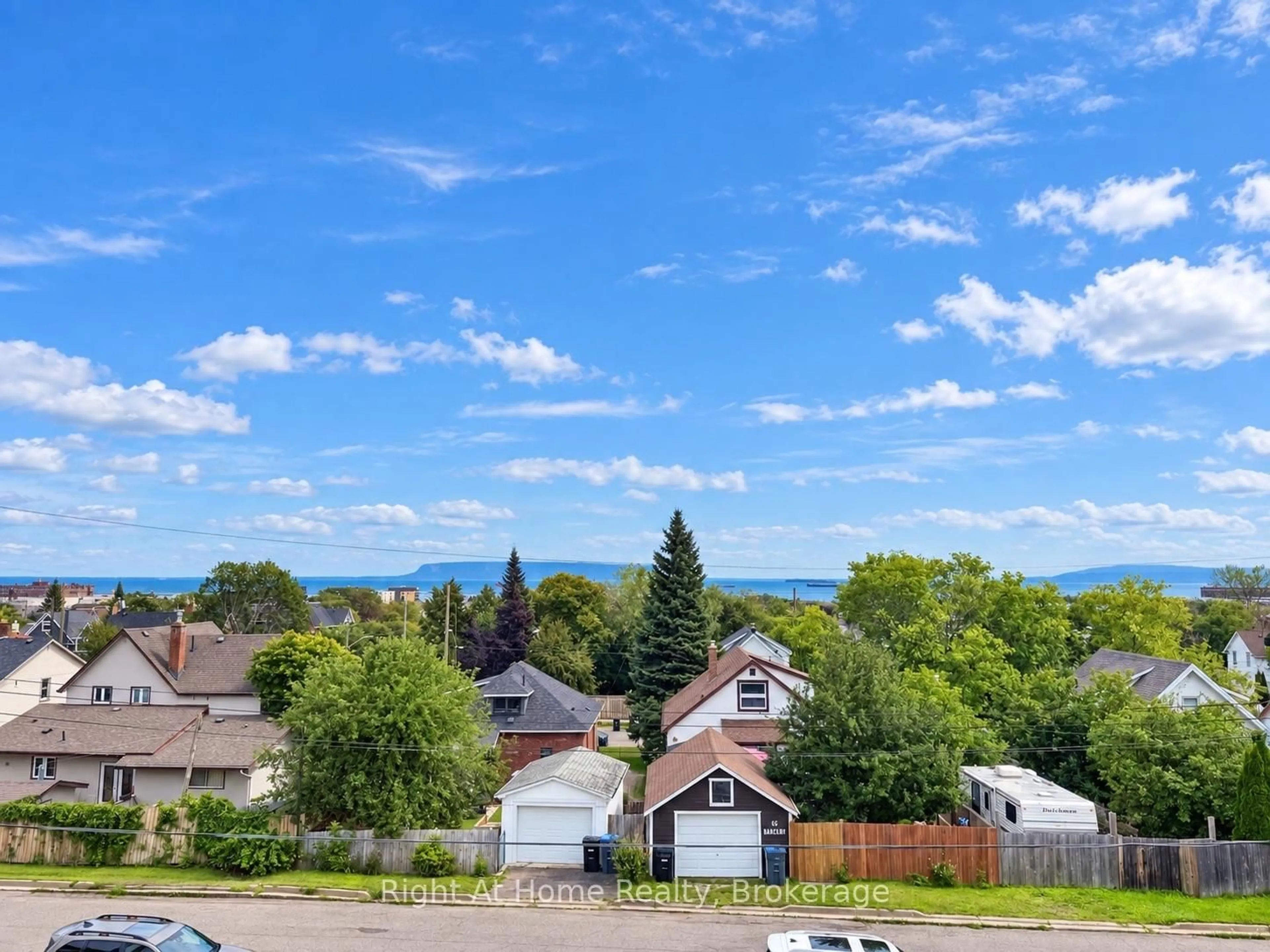 A pic from outside/outdoor area/front of a property/back of a property/a pic from drone, mountain view for 28 Dixon St, Thunder Bay Ontario P7B 3J5