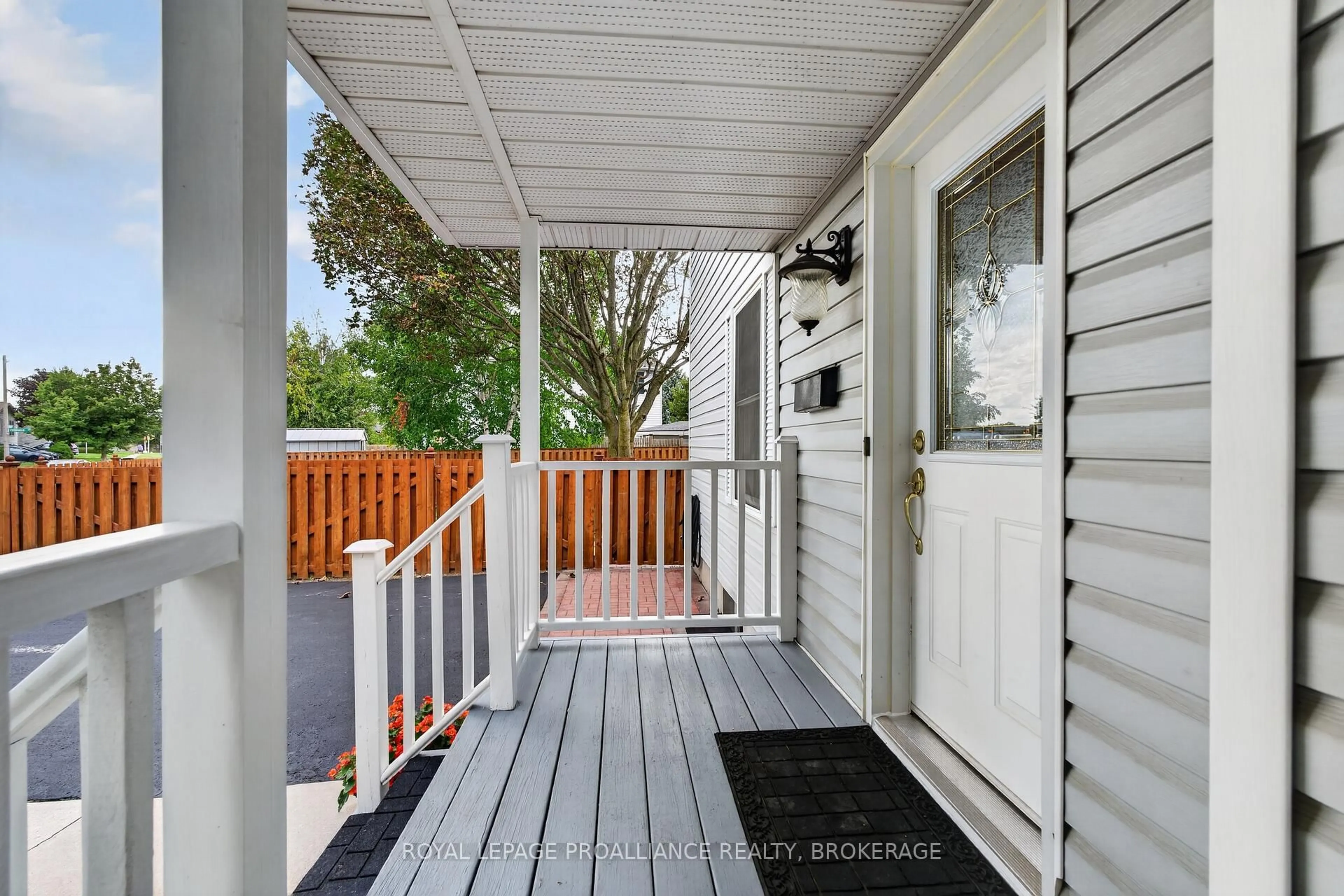 Unknown for 378 Waterloo Dr, Kingston Ontario K7M 8X6