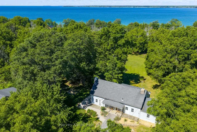 244 SALMON POINT Rd, Prince Edward County 2