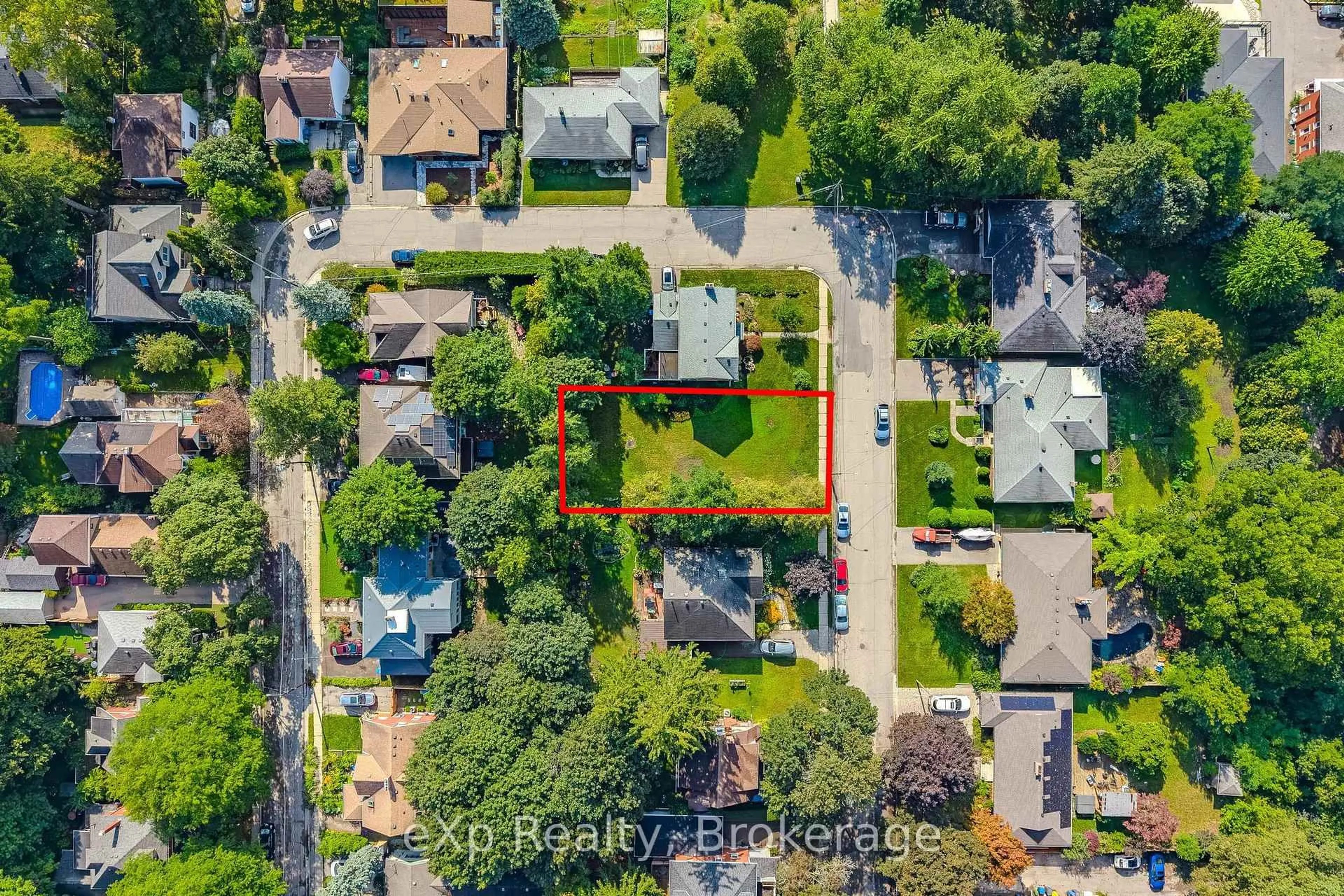 A pic from outside/outdoor area/front of a property/back of a property/a pic from drone, street for 18 Prospect Ave, Guelph Ontario N1E 4W6