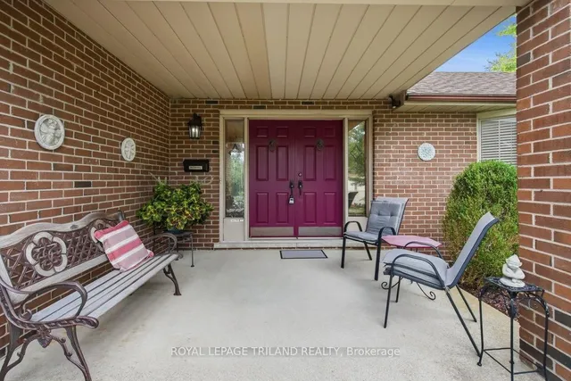 7 Glenview Cres, London North 3