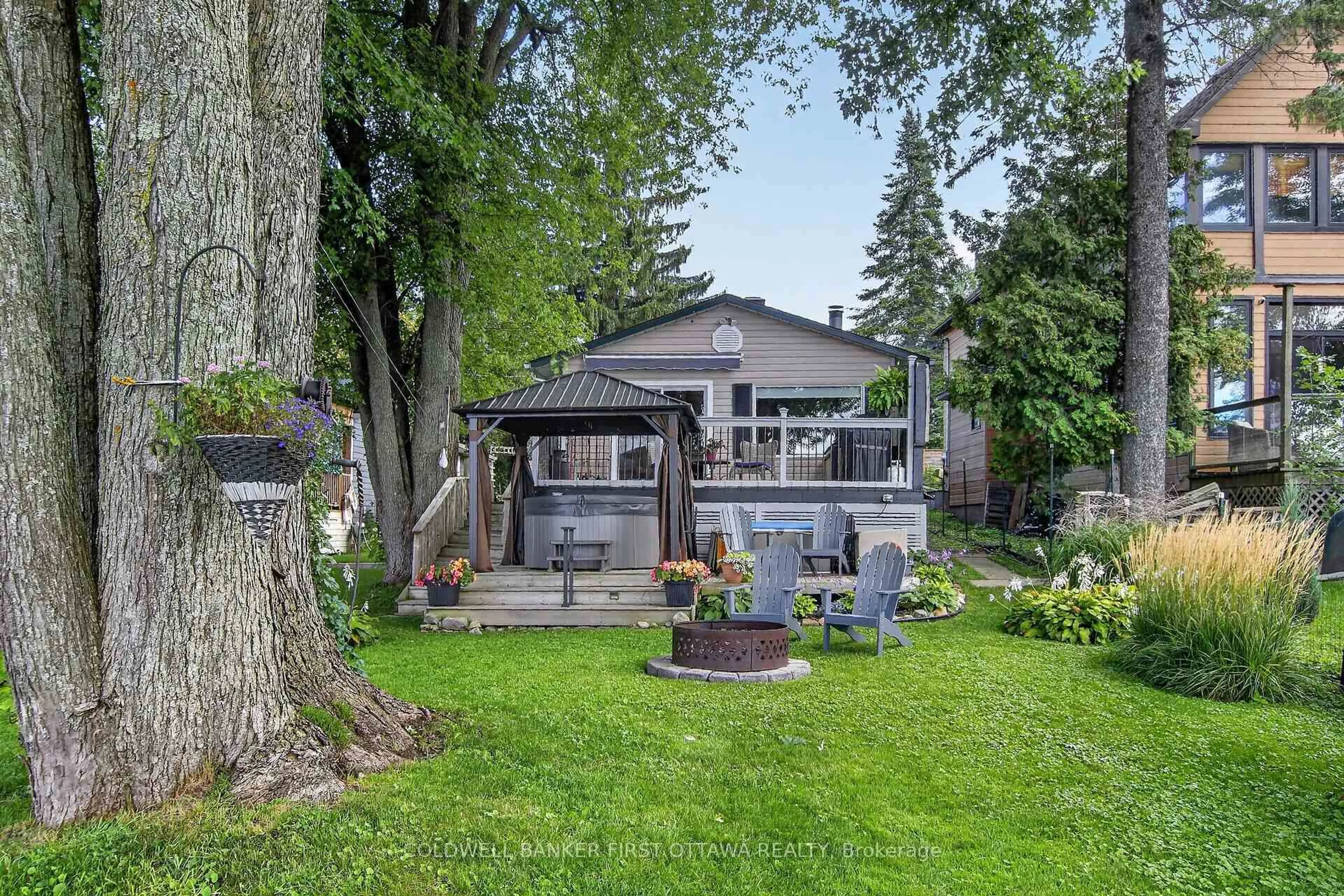 Patio, water/lake/river/ocean view for 172 Richards Lane, Carleton Place Ontario K7C 3P1