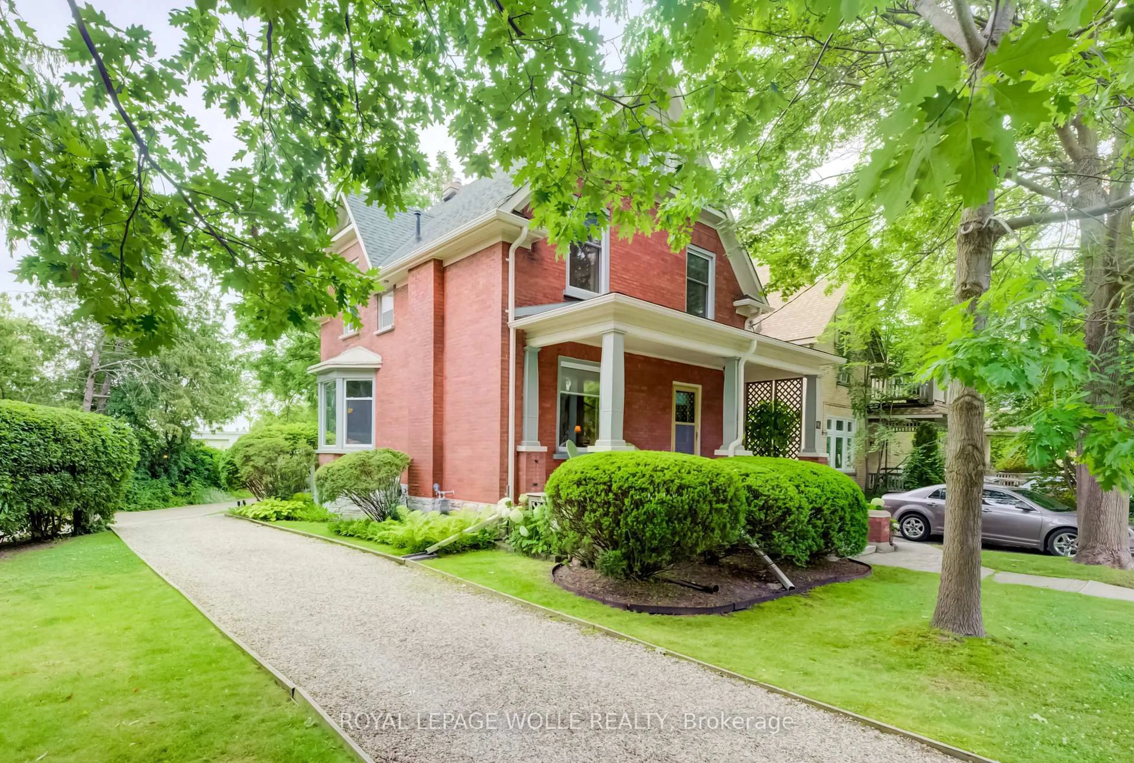 Home with brick exterior material, street for 46 Ellen St, Kitchener Ontario N2H 4K3