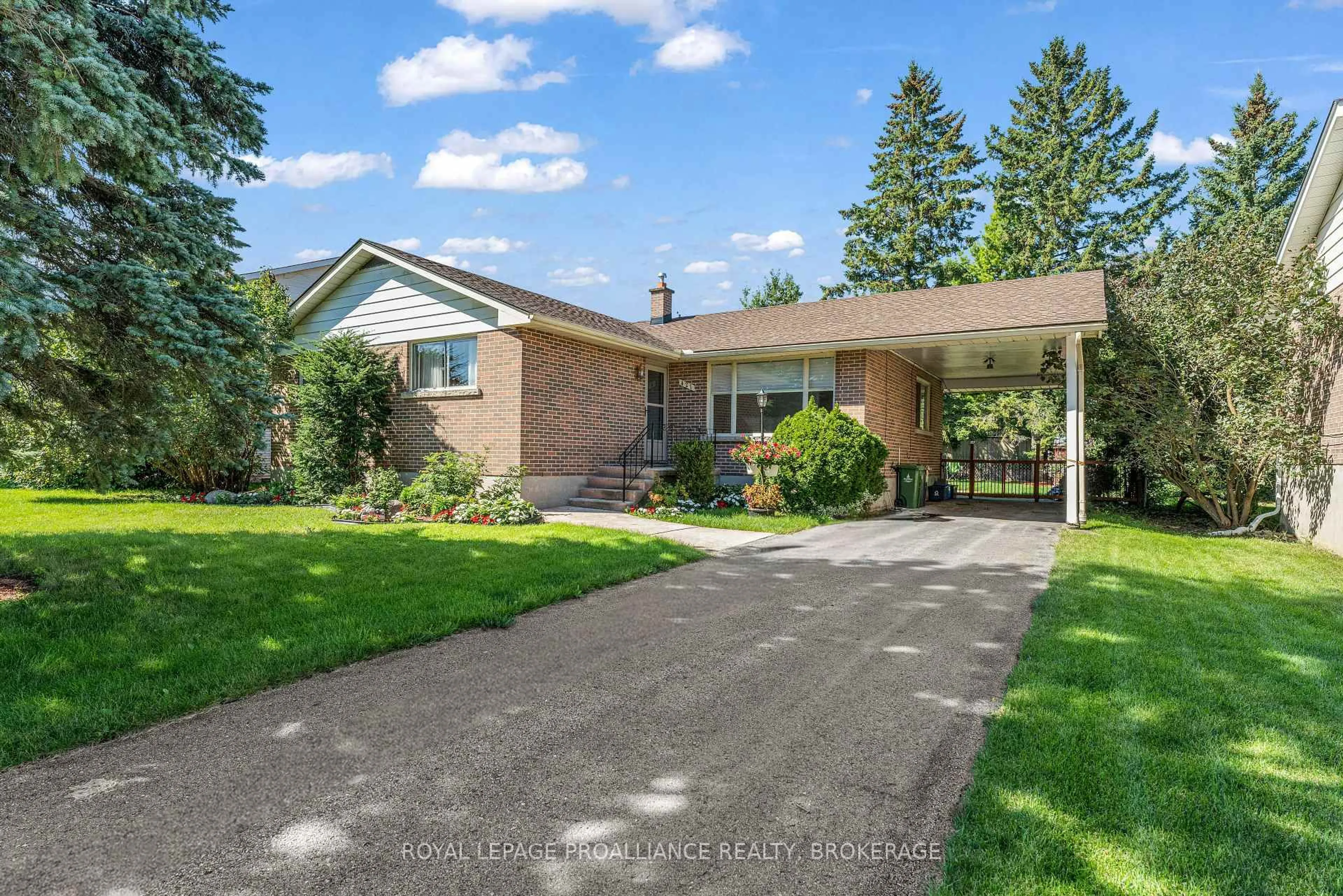 Unknown for 421 Windward Pl, Kingston Ontario K7M 4E5