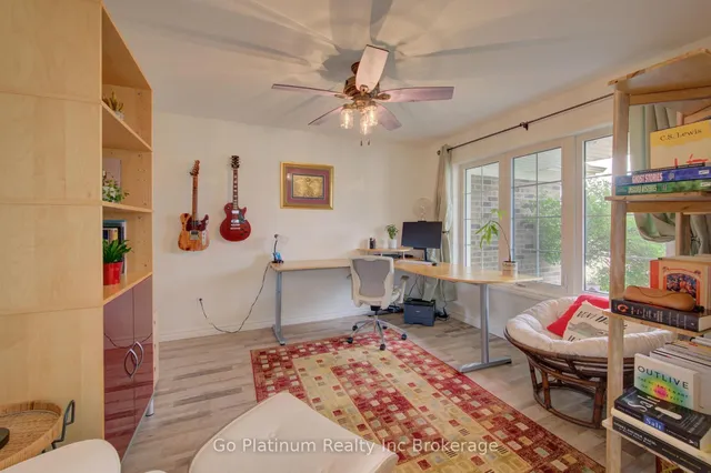 22 Nancy Crt, Tillsonburg 3