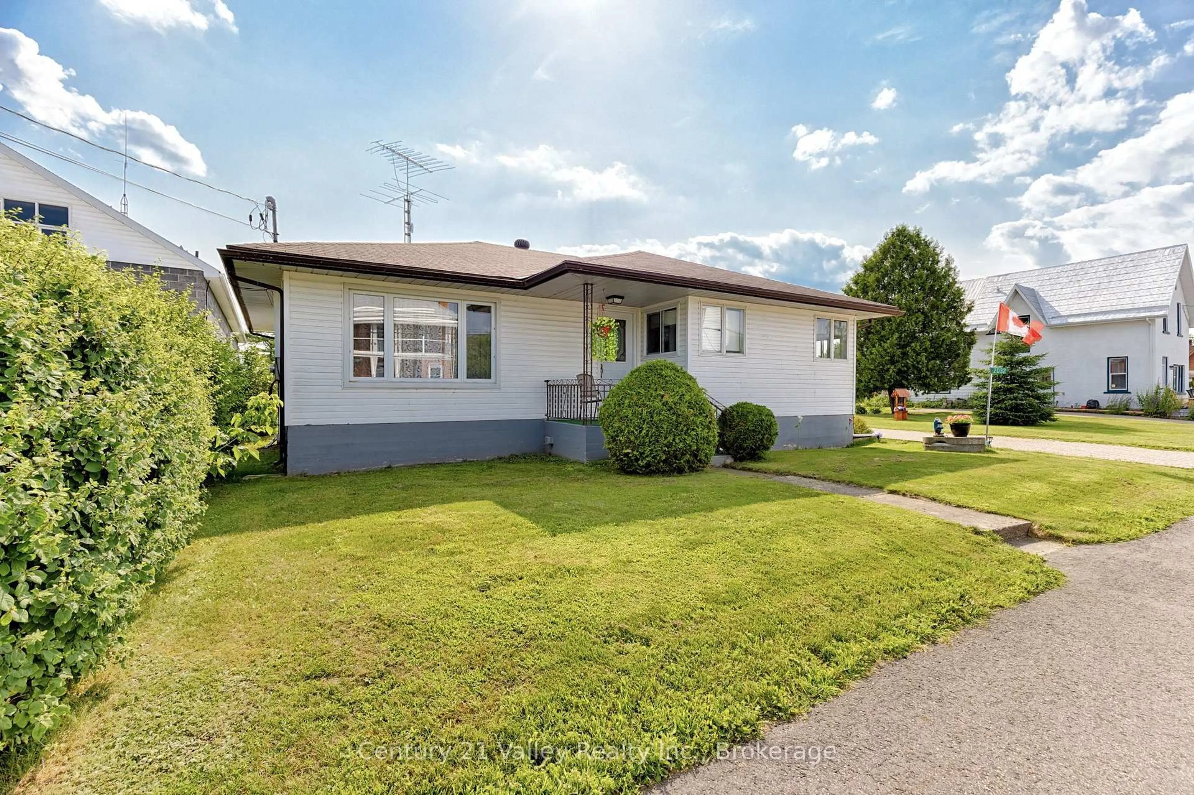 Home with vinyl exterior material, street for 2032 Foresters Falls Rd, Foresters Falls Ontario K0J 1V0
