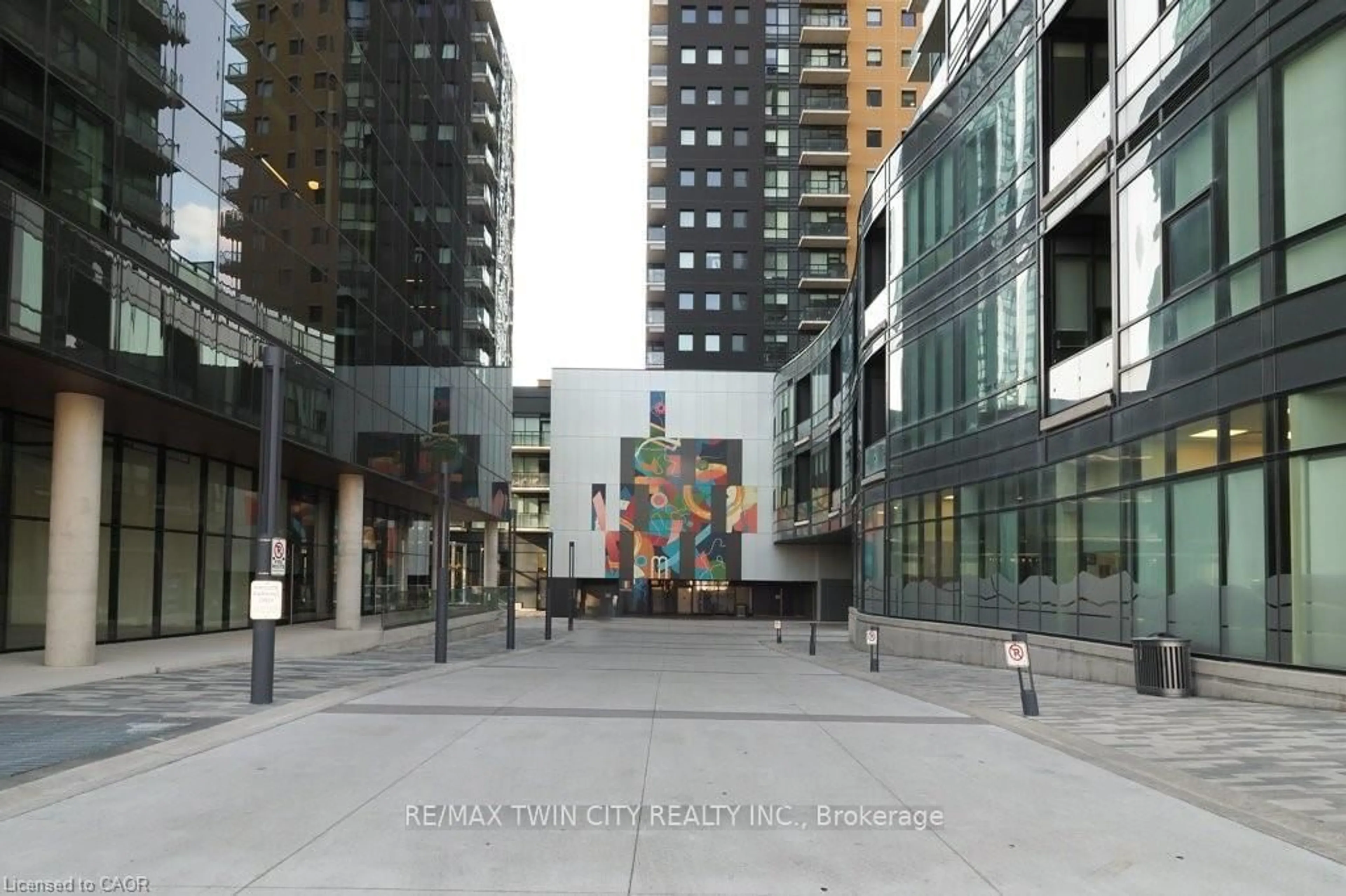 Unknown for 100 Garment St #910, Waterloo Ontario N2G 0C3