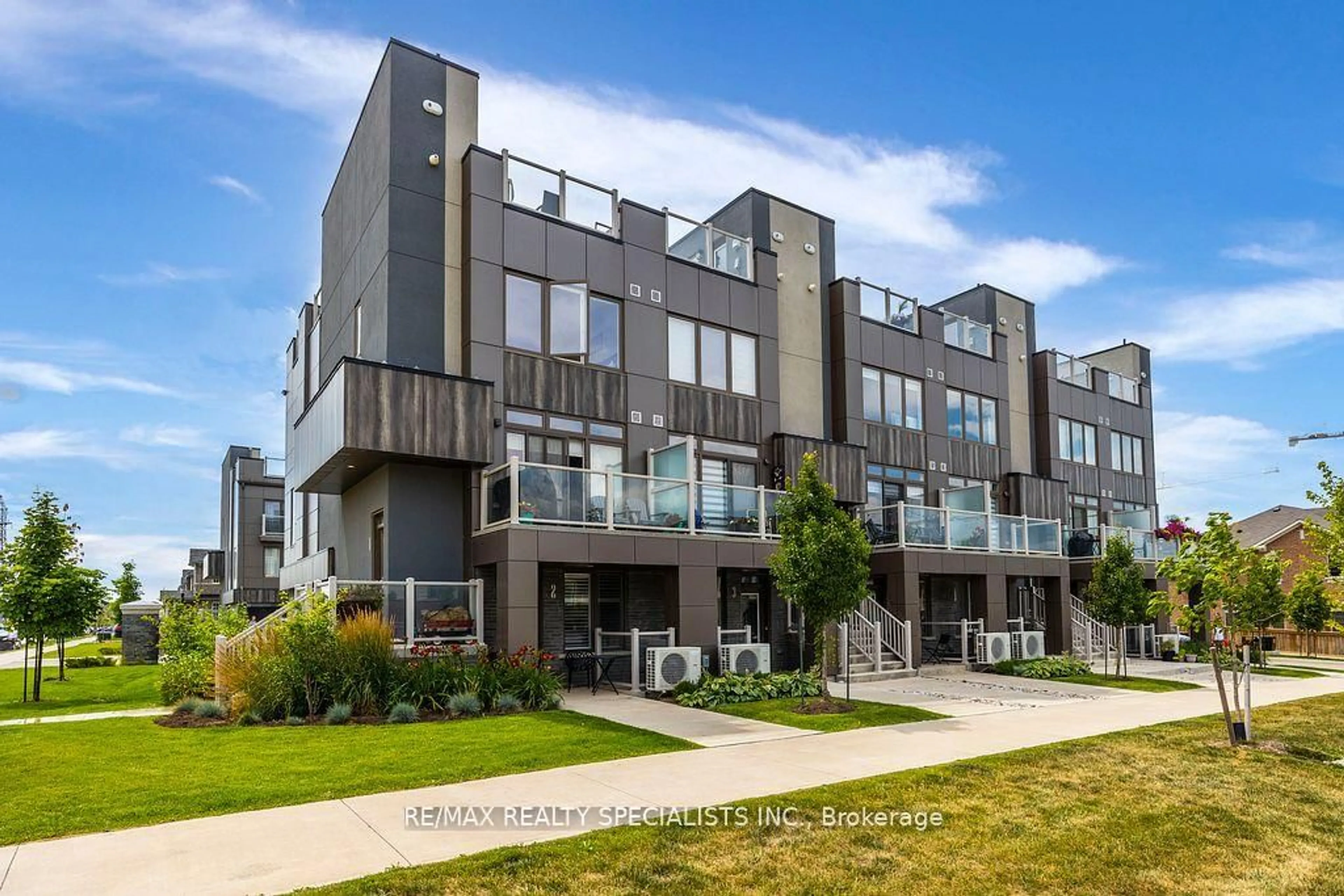 Unknown for 261 Skinner Rd #2, Hamilton Ontario L8B 1W6