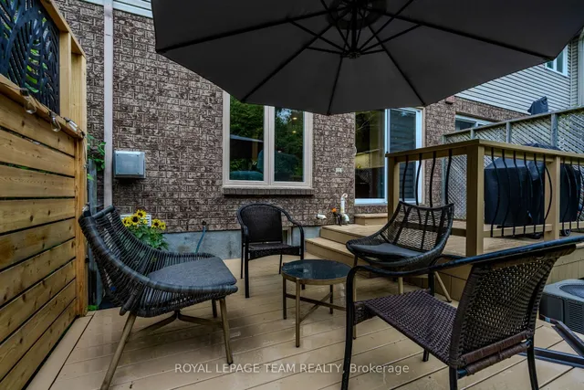 49 Harrington Crt, Ottawa 5