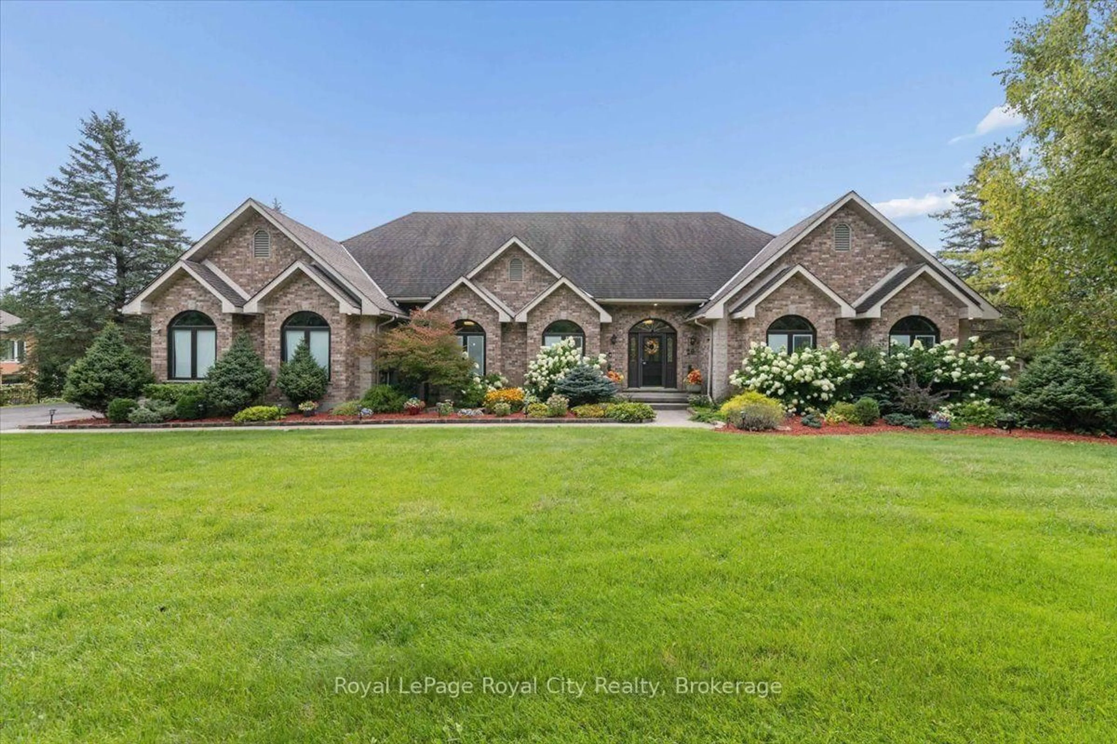 Home with brick exterior material, water/lake/river/ocean view for 26 Bridle Path, Puslinch Ontario N0B 2J0