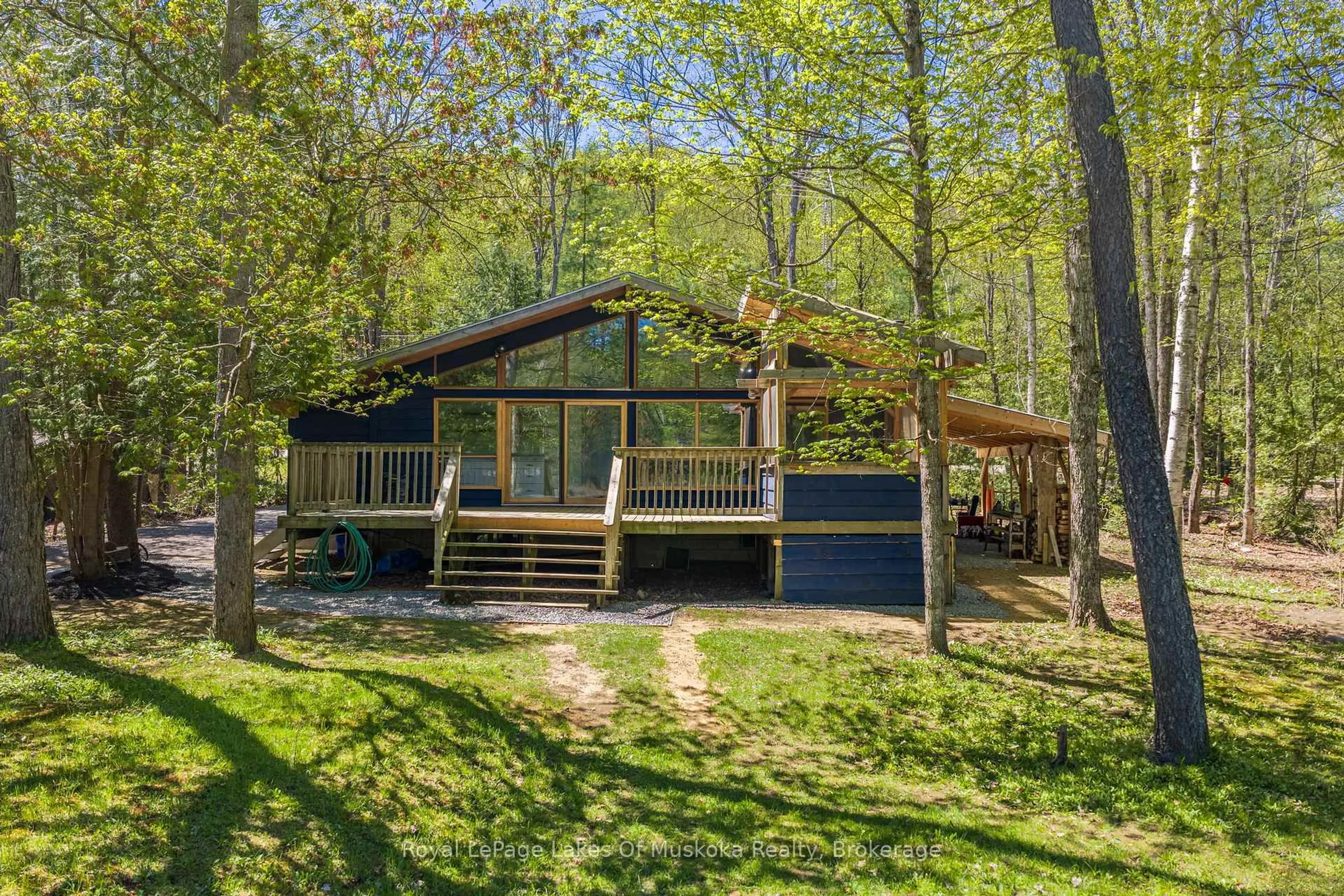Unknown for 1213 Sherwood Forest Rd, Bracebridge Ontario P1L 1X3