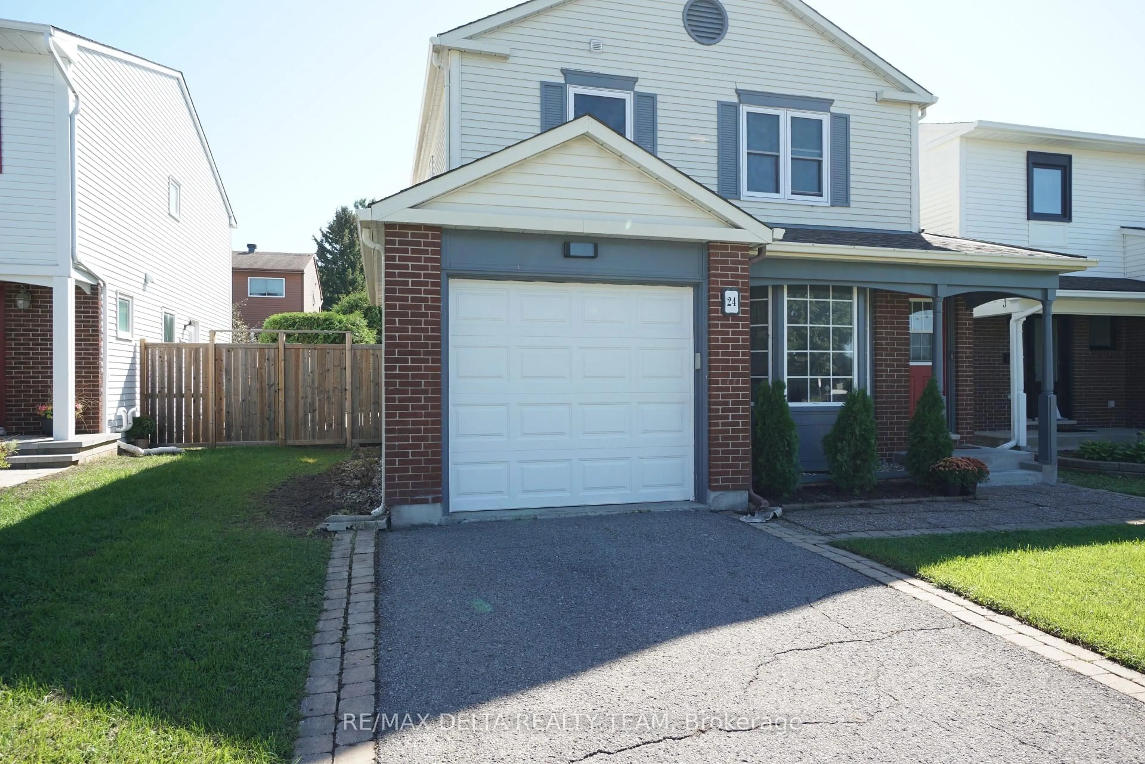 Unknown for 24 Raftus Sq, Ottawa Ontario K2J 1J3