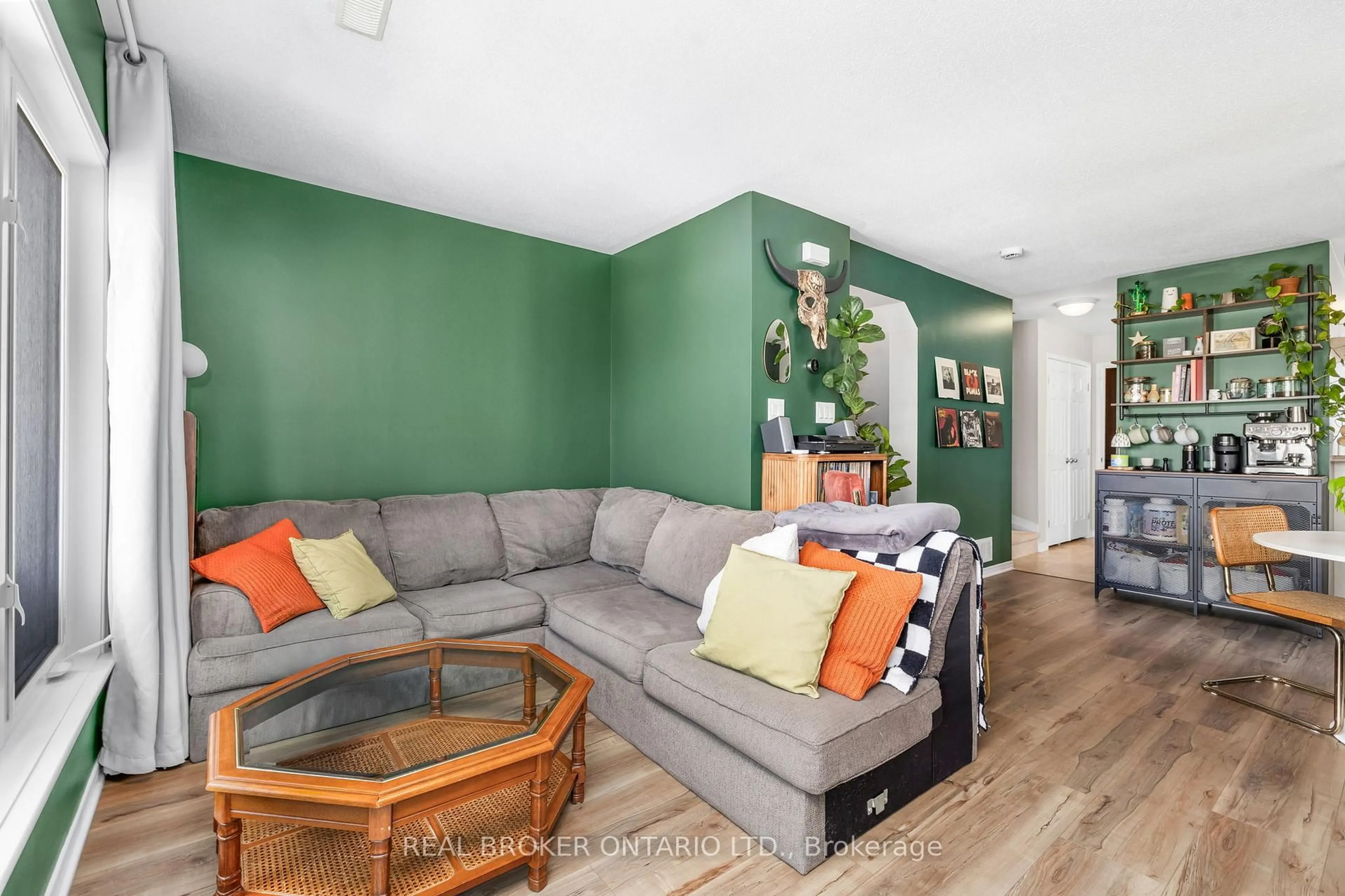Living room with furniture, unknown for 3415 Cambrian Rd, Ottawa Ontario K2J 1S3