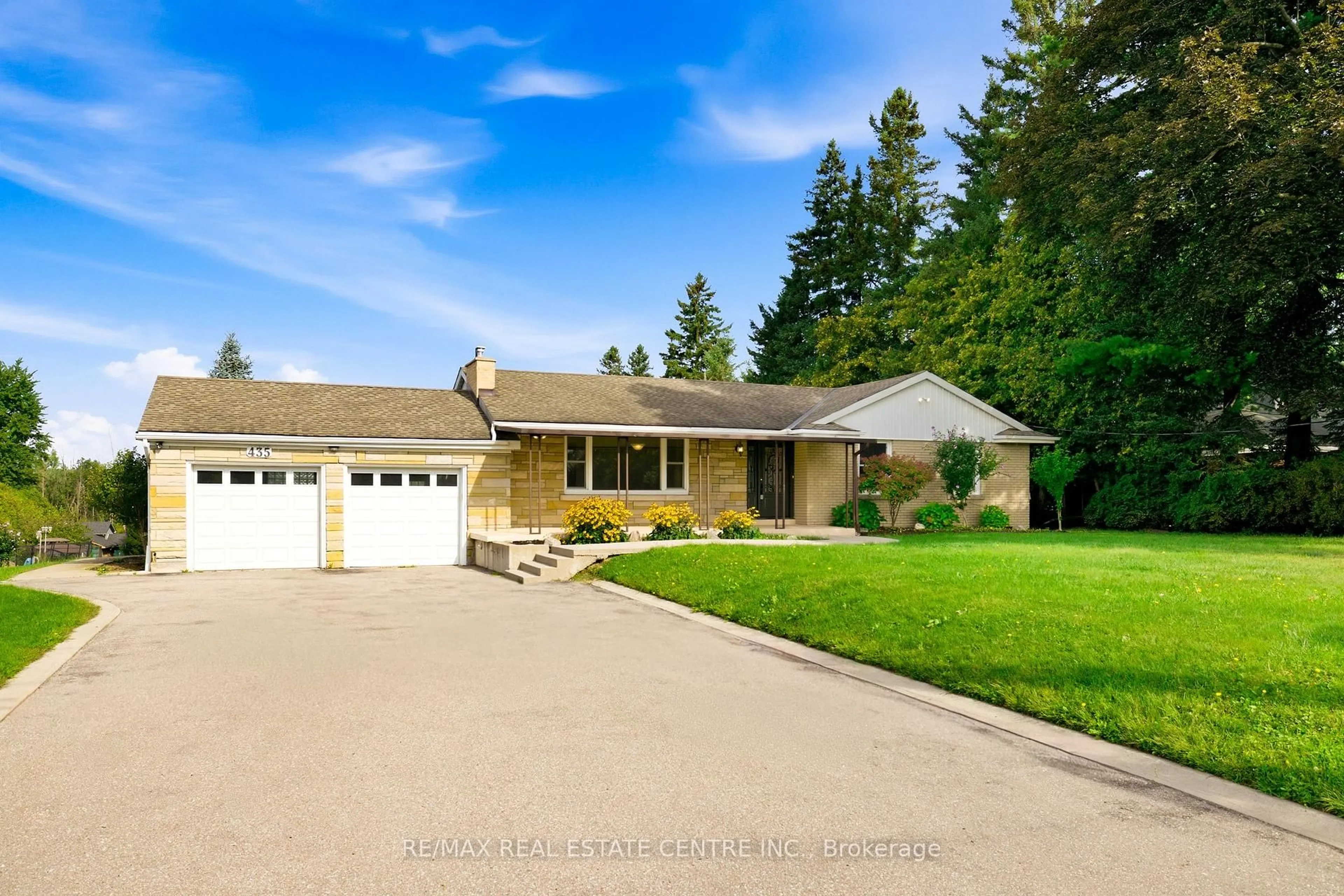 Unknown for 435 Parkside Dr, Hamilton Ontario L8B 0Y6