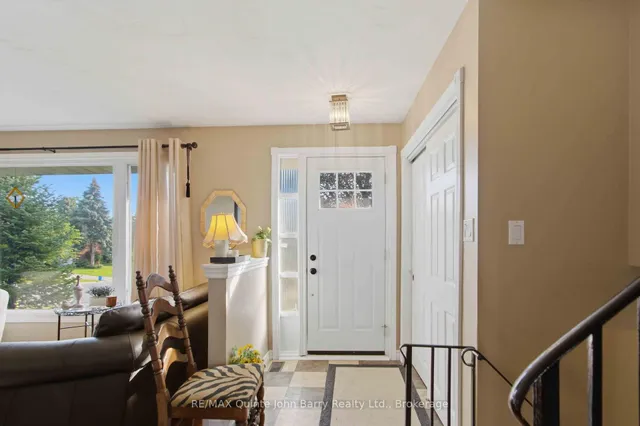 1 Parkside Dr, Quinte West 4