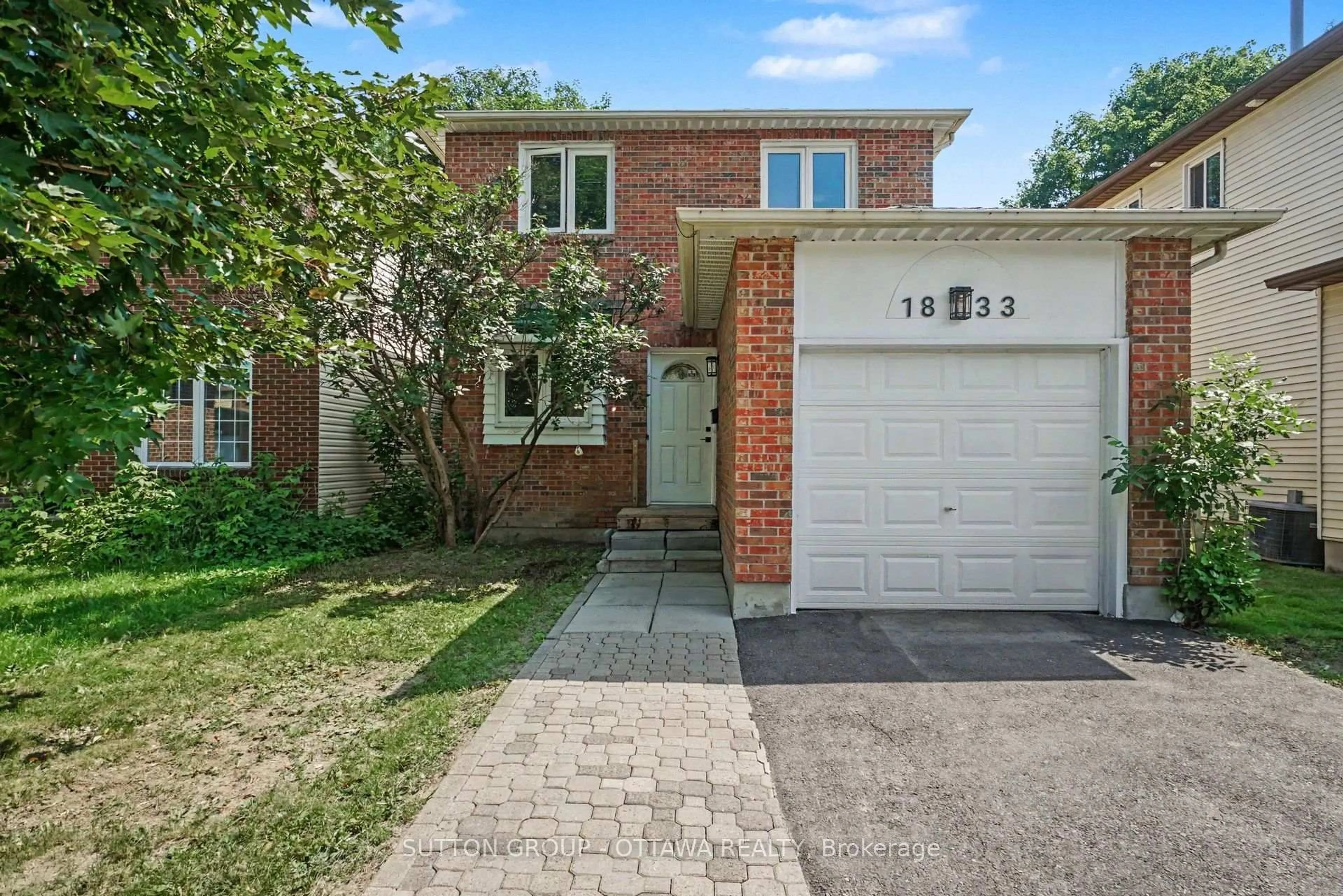 Home with brick exterior material, street for 1833 BROUSSEAU Cres, Ottawa Ontario K1C 2Y5