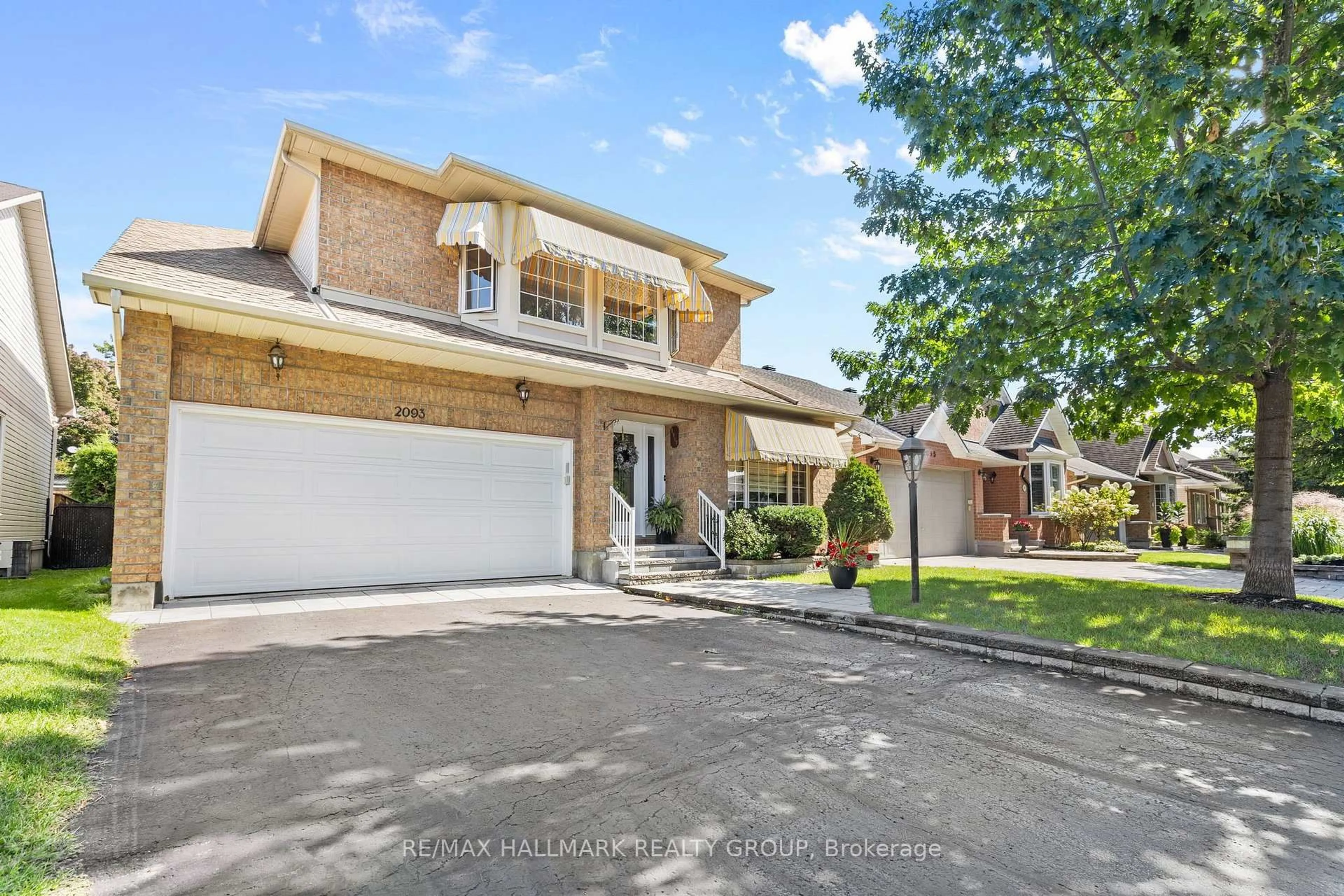 Unknown for 2093 AUBURN RIDGE Dr, Orleans Ontario K1W 1H7