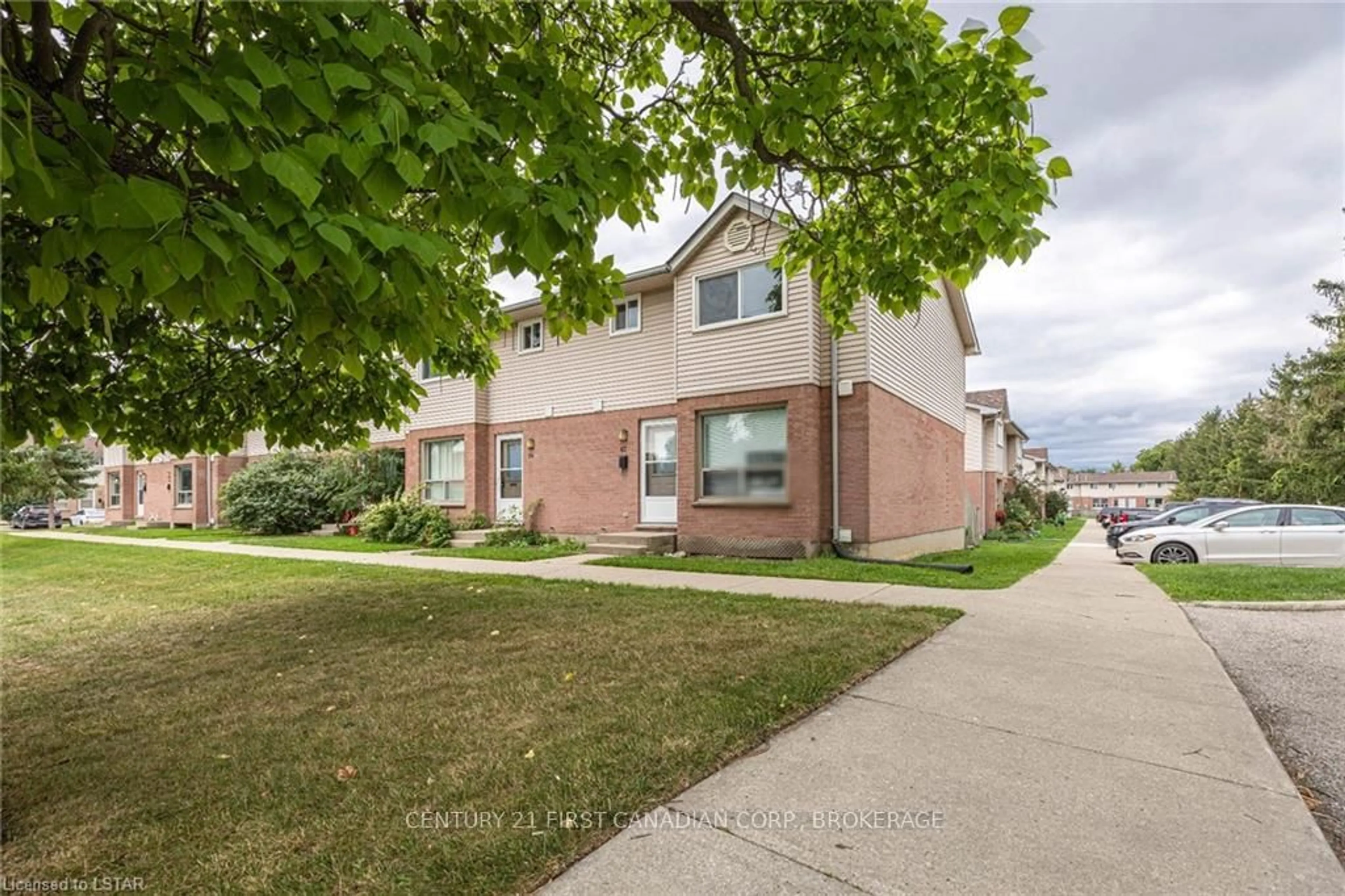 Unknown for 595 THIRD St #63, London East Ontario N5V 4A1