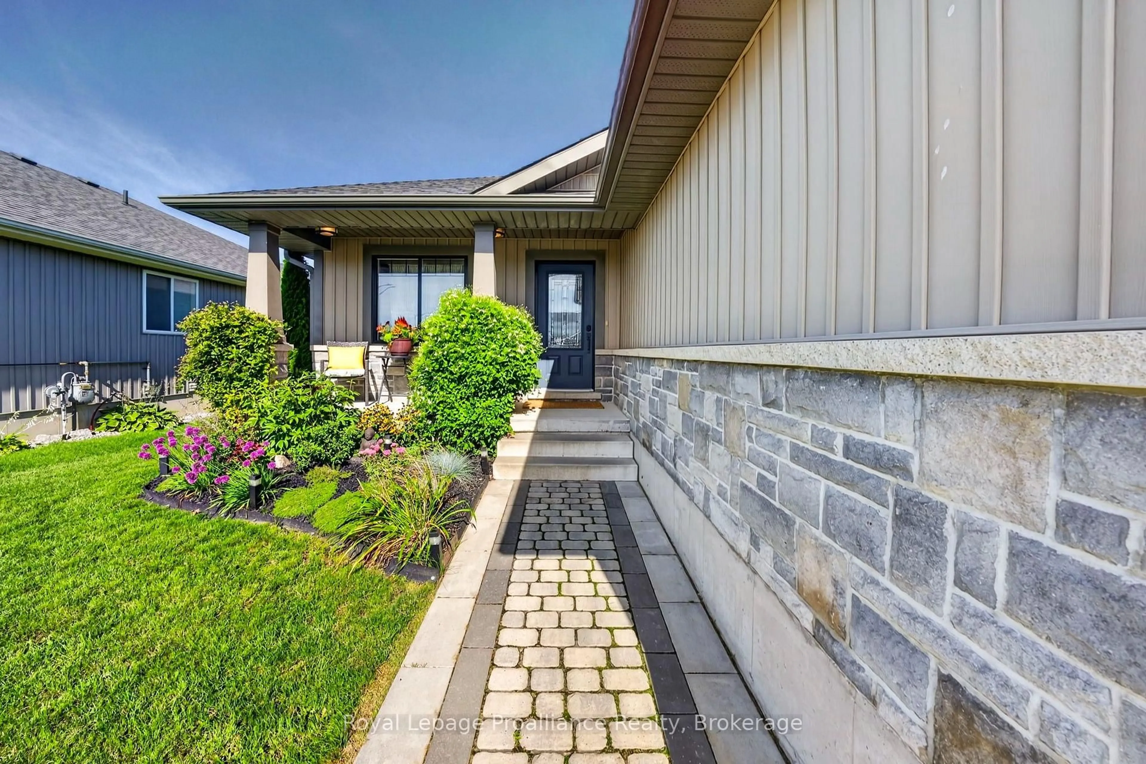Unknown for 16 Butternut Crt, Belleville Ontario K8P 0C5