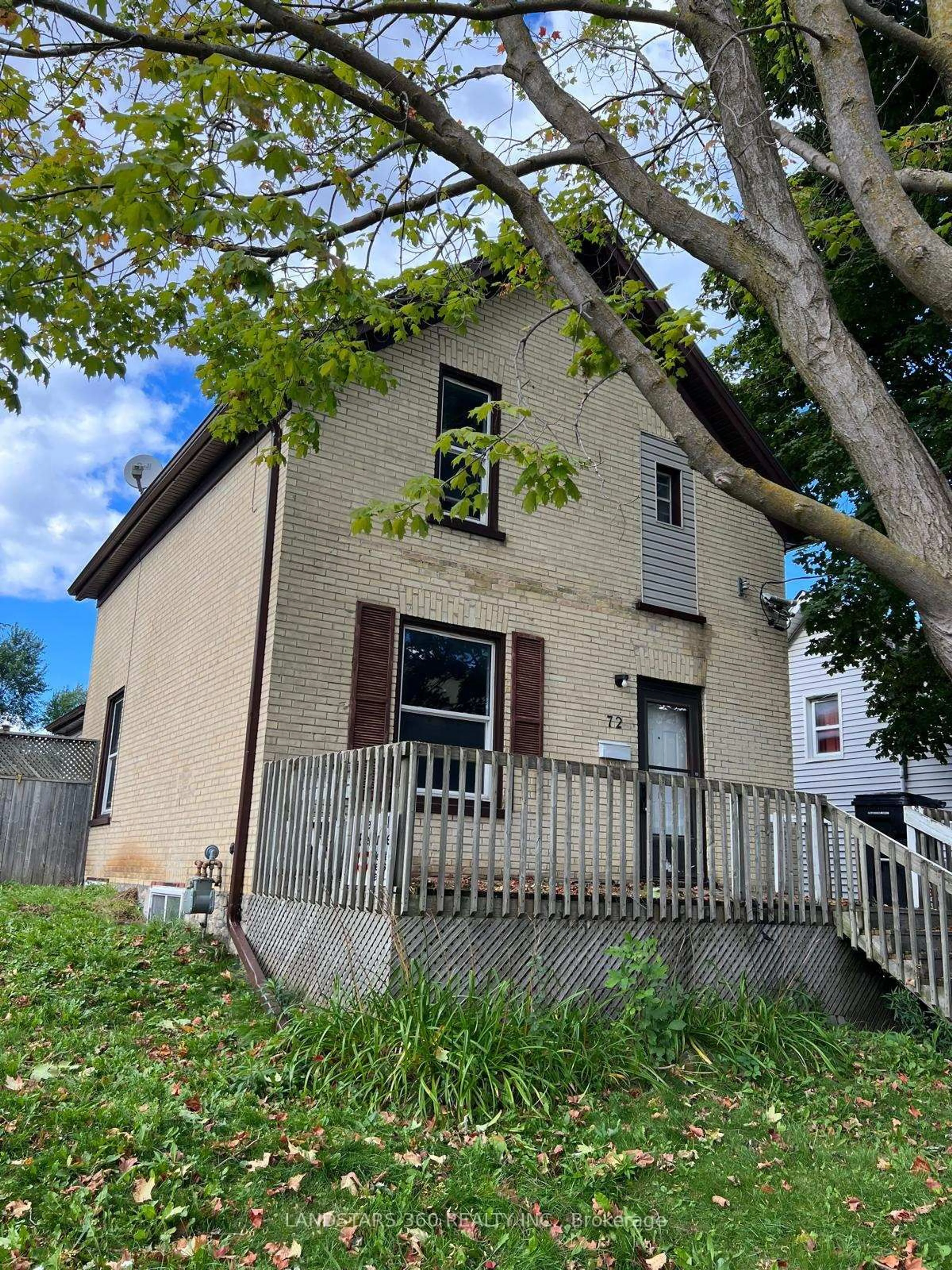 Unknown for 72 Breithaupt St, Waterloo Ontario N2H 5H8