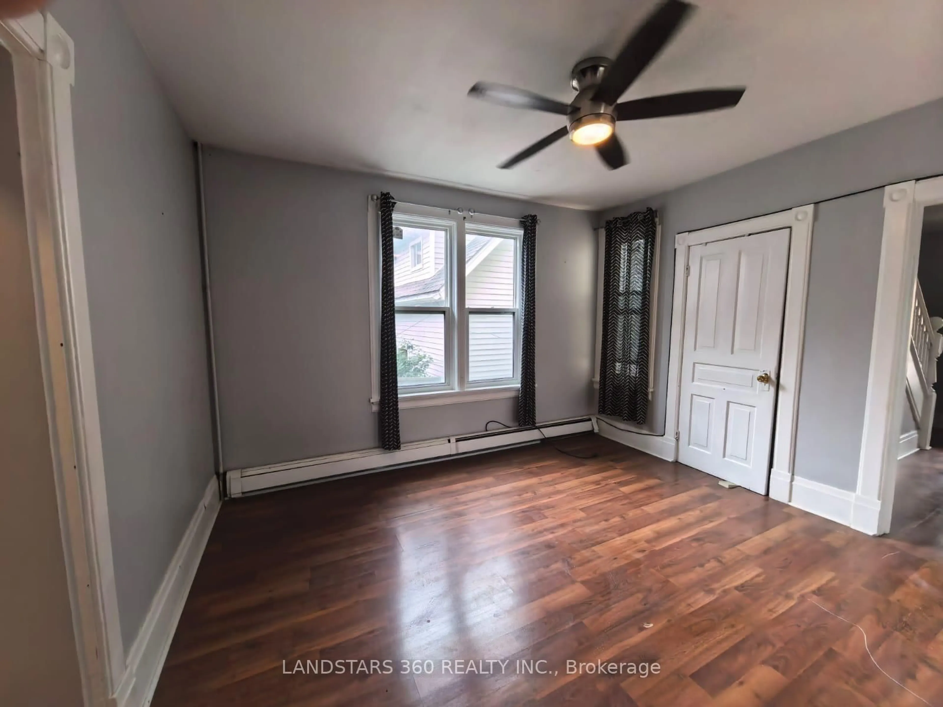 A pic of a room for 72 Breithaupt St, Waterloo Ontario N2H 5H8