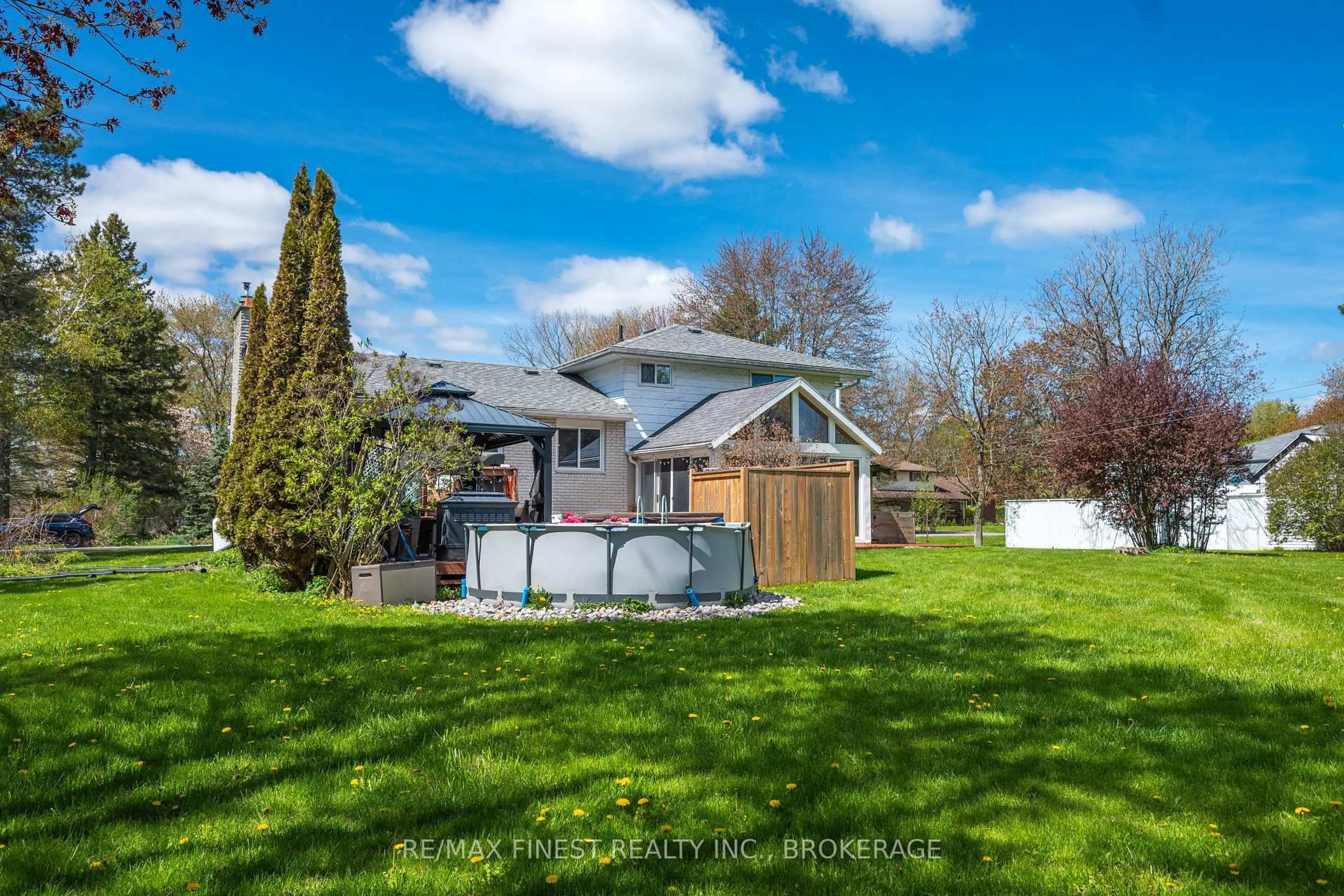 A pic from outside/outdoor area/front of a property/back of a property/a pic from drone, water/lake/river/ocean view for 207 Meadow Cres, Bath Ontario K0H 1G0