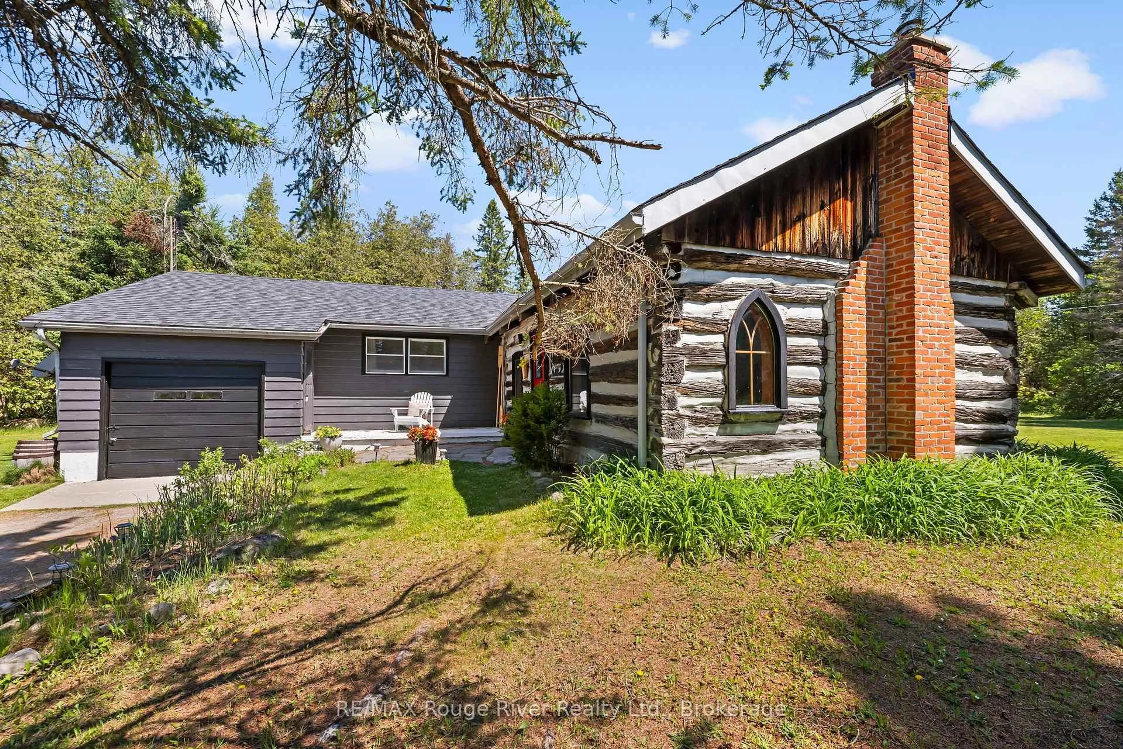 Home with brick exterior material, unknown for 518 County Rd 6 Rd, Douro-Dummer Ontario K0L 2H0