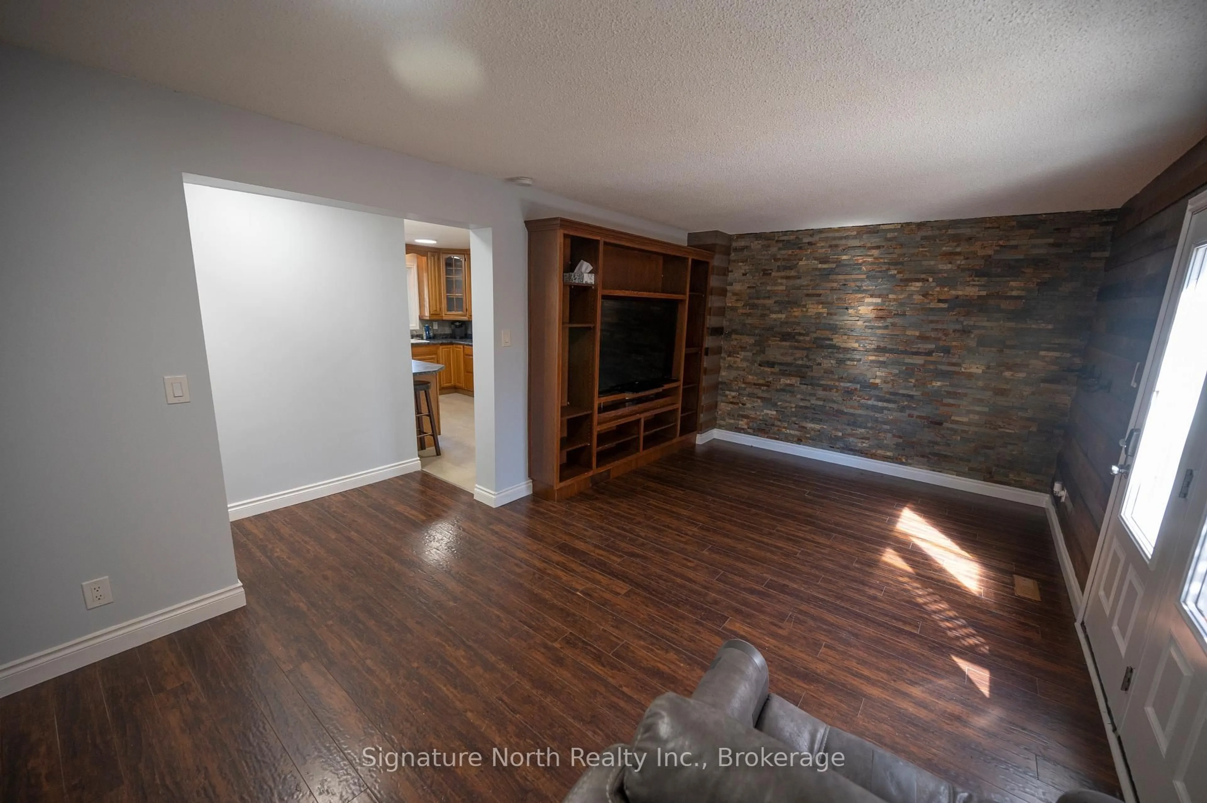 Unknown for 454 Wentworth Cres, Thunder Bay Ontario P7A 7S8
