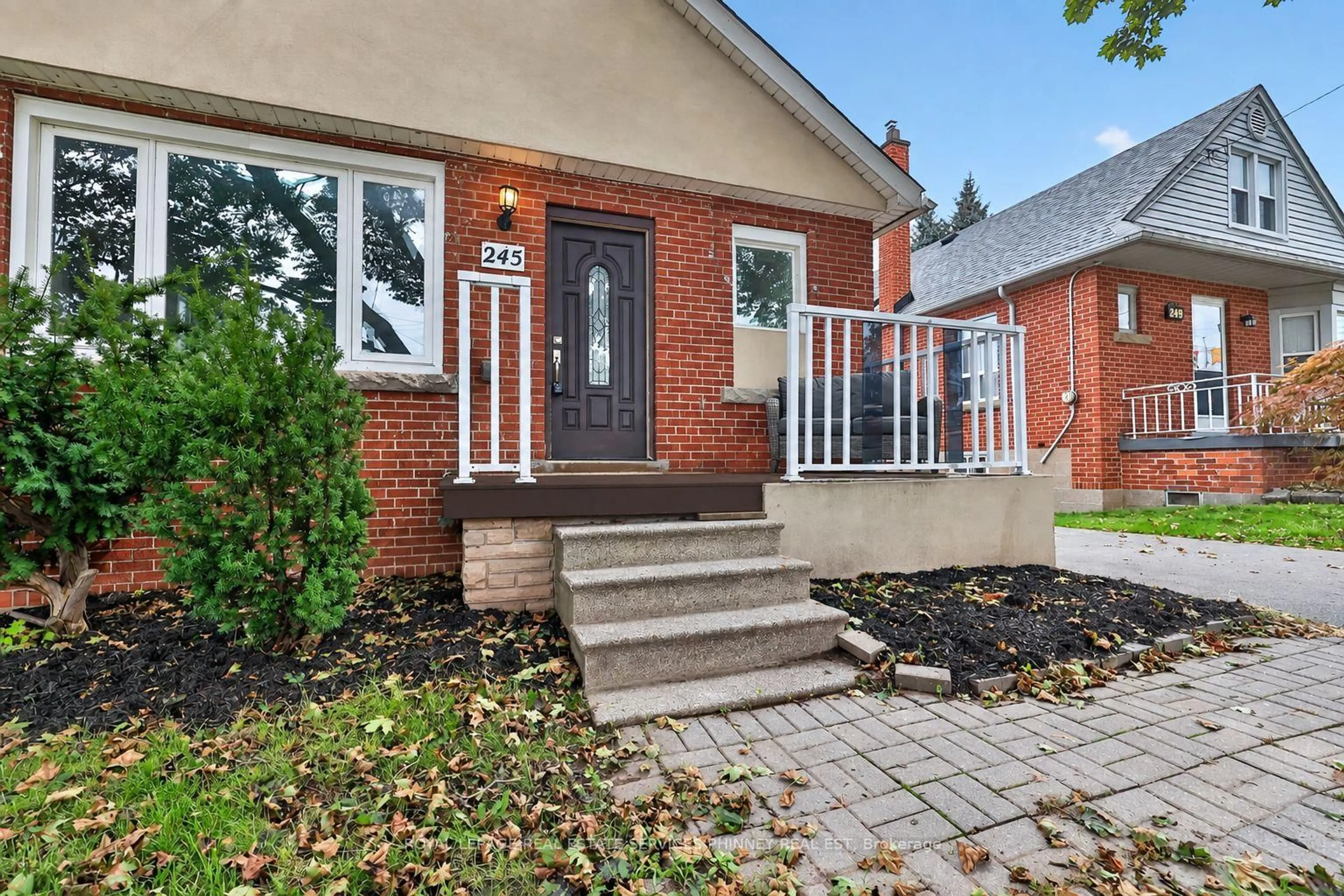 Home with brick exterior material, street for 245 Glenholme Ave, Hamilton Ontario L8K 3L9