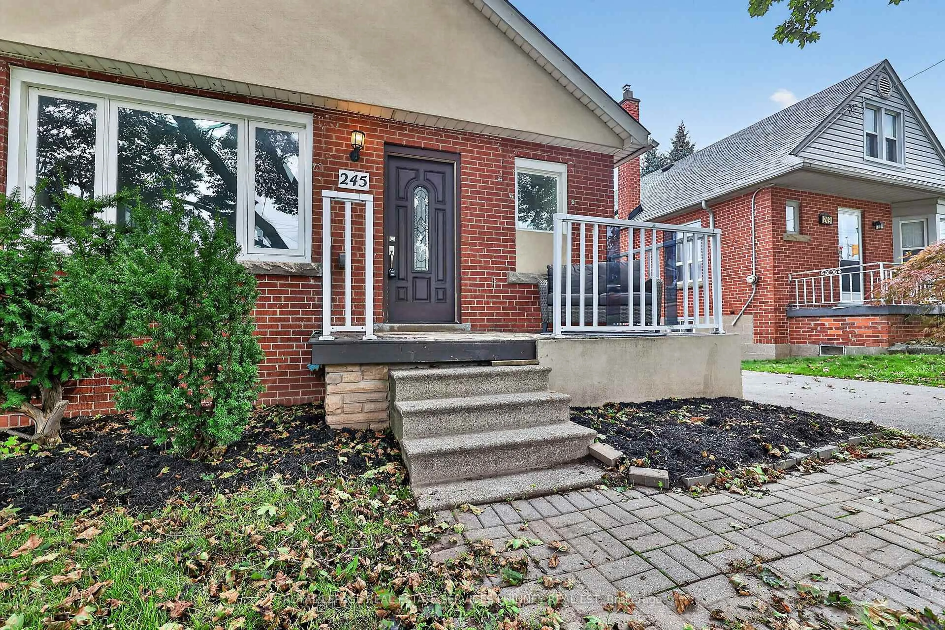 Home with brick exterior material, street for 245 Glenholme Ave, Hamilton Ontario L8K 3L9