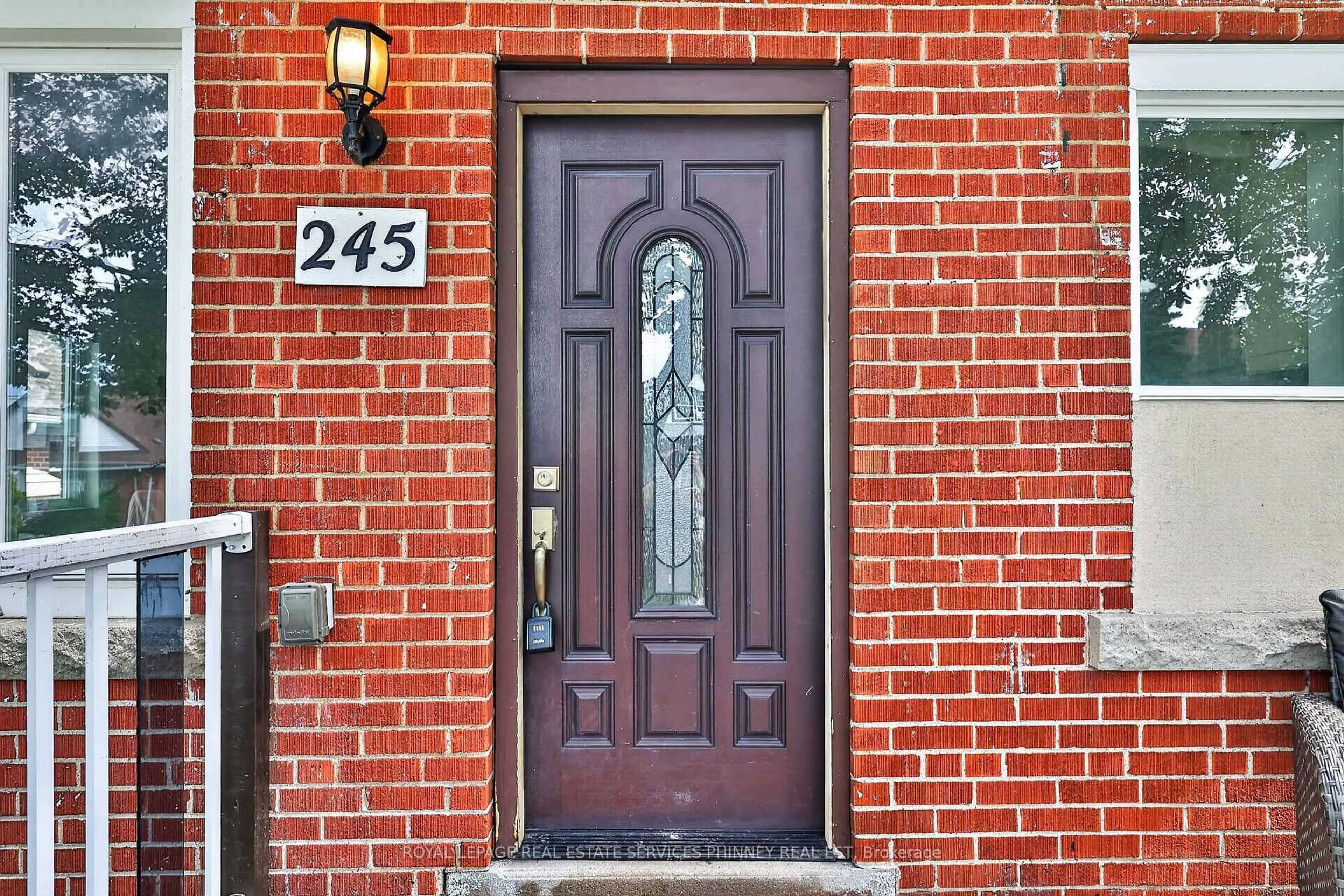 Unknown for 245 Glenholme Ave, Hamilton Ontario L8K 3L9