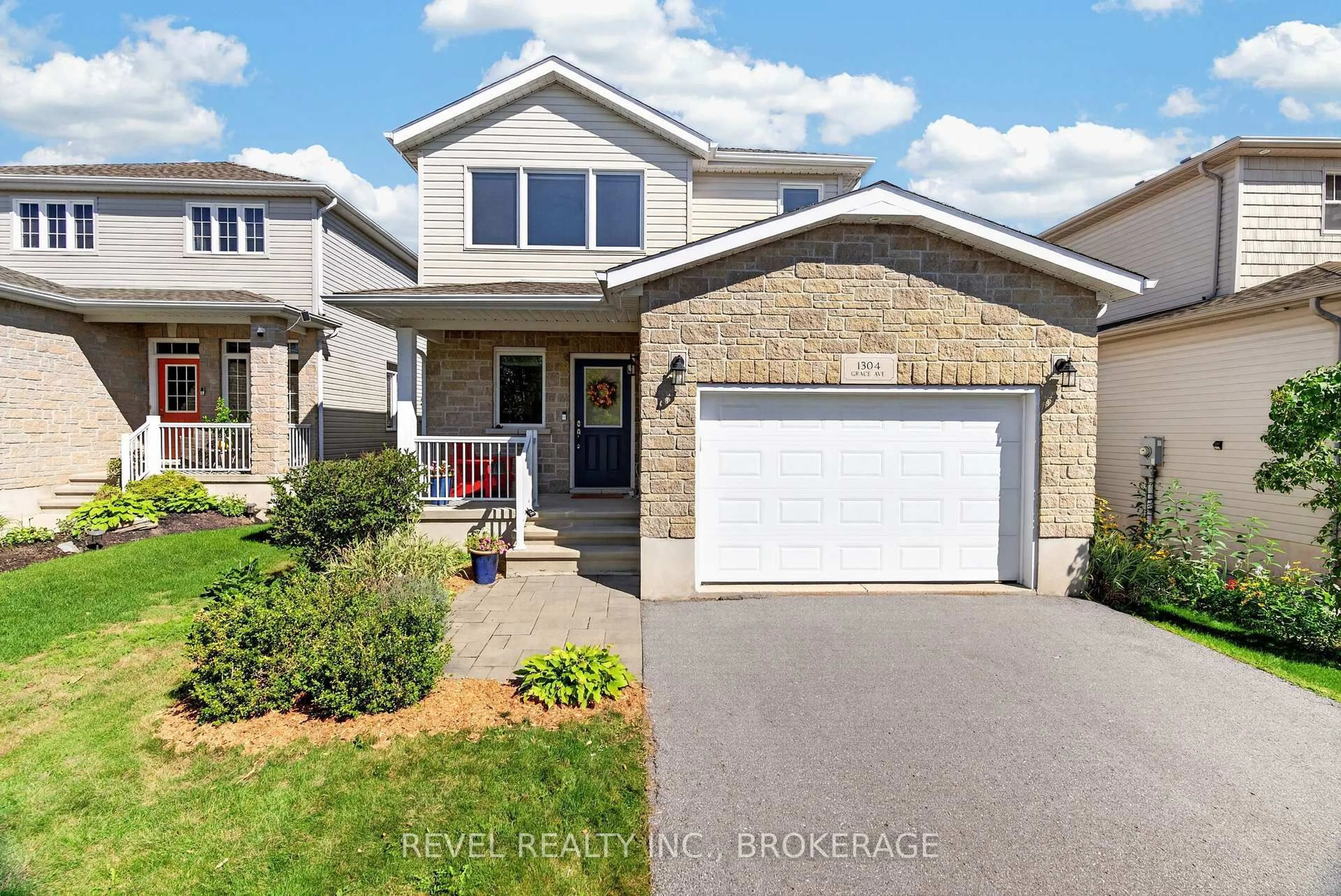 Home with brick exterior material, street for 1304 Grace Ave, Kingston Ontario K7P 0G8