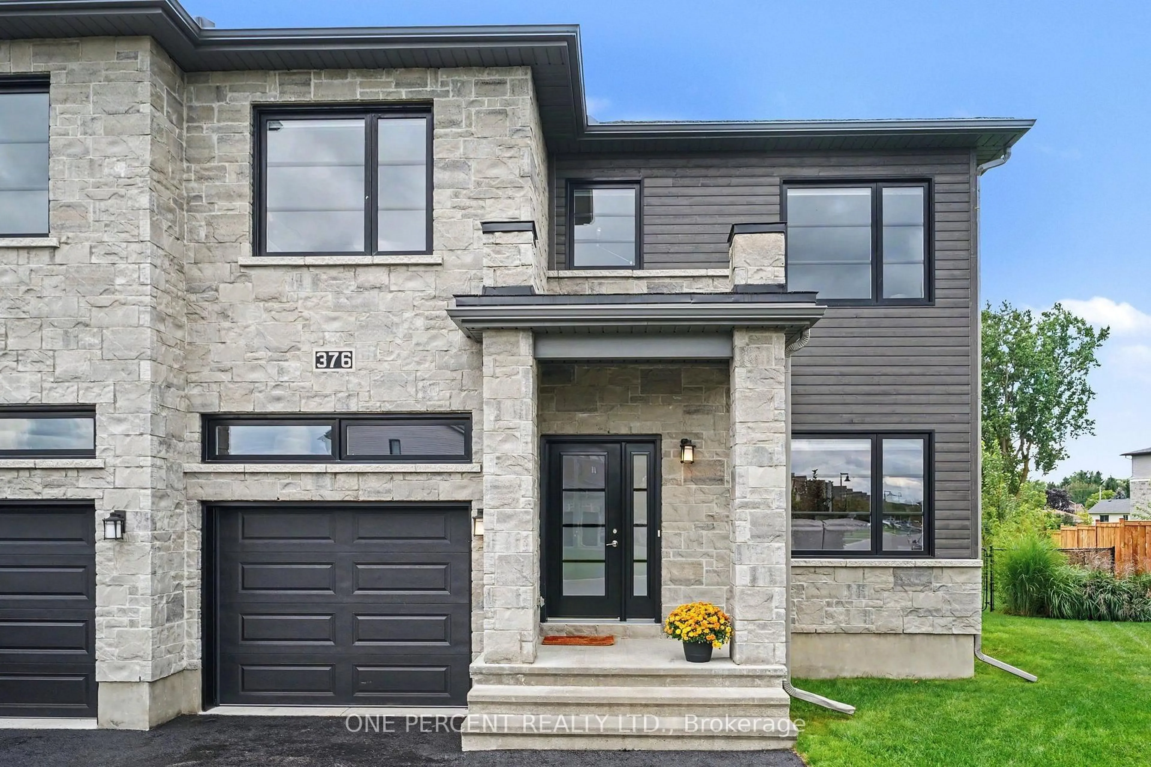 Home with brick exterior material, street for 376 Twilight Ave, Russell Ontario K4R 0E6