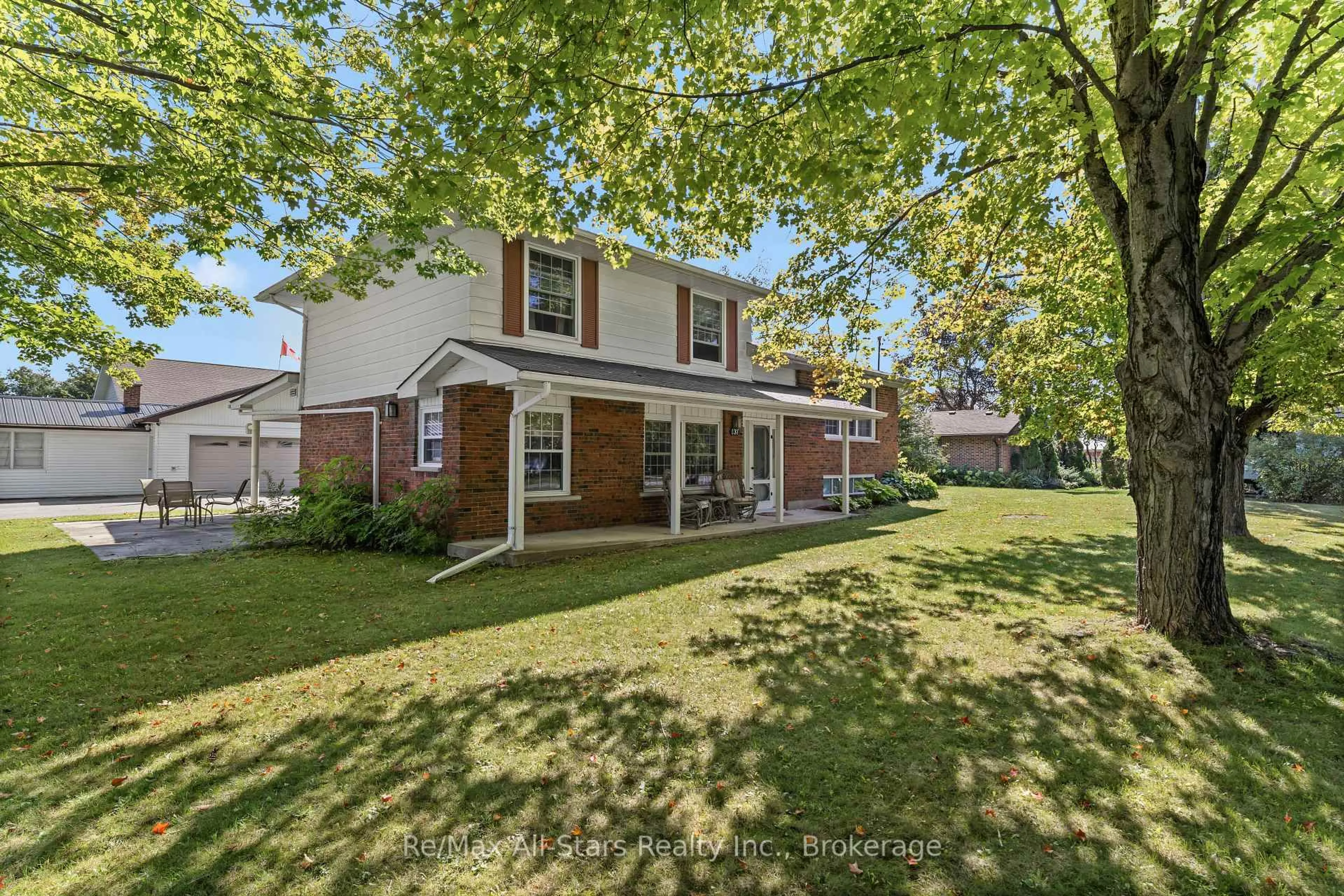 Home with brick exterior material, street for 137 Reid St, Kawartha Lakes Ontario K0M 1A0