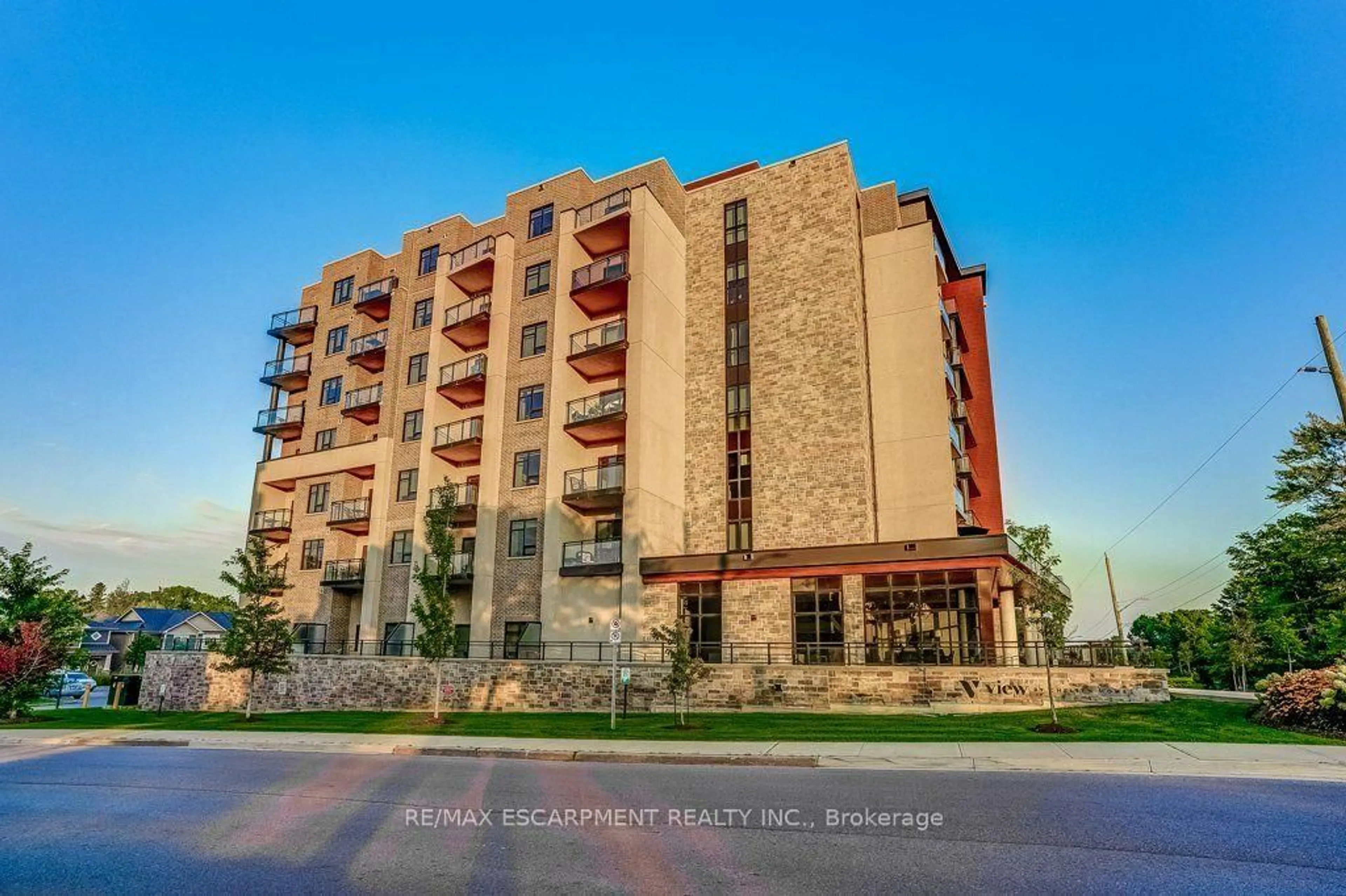Unknown for 30 Hamilton St #711, Hamilton Ontario L8B 1V8