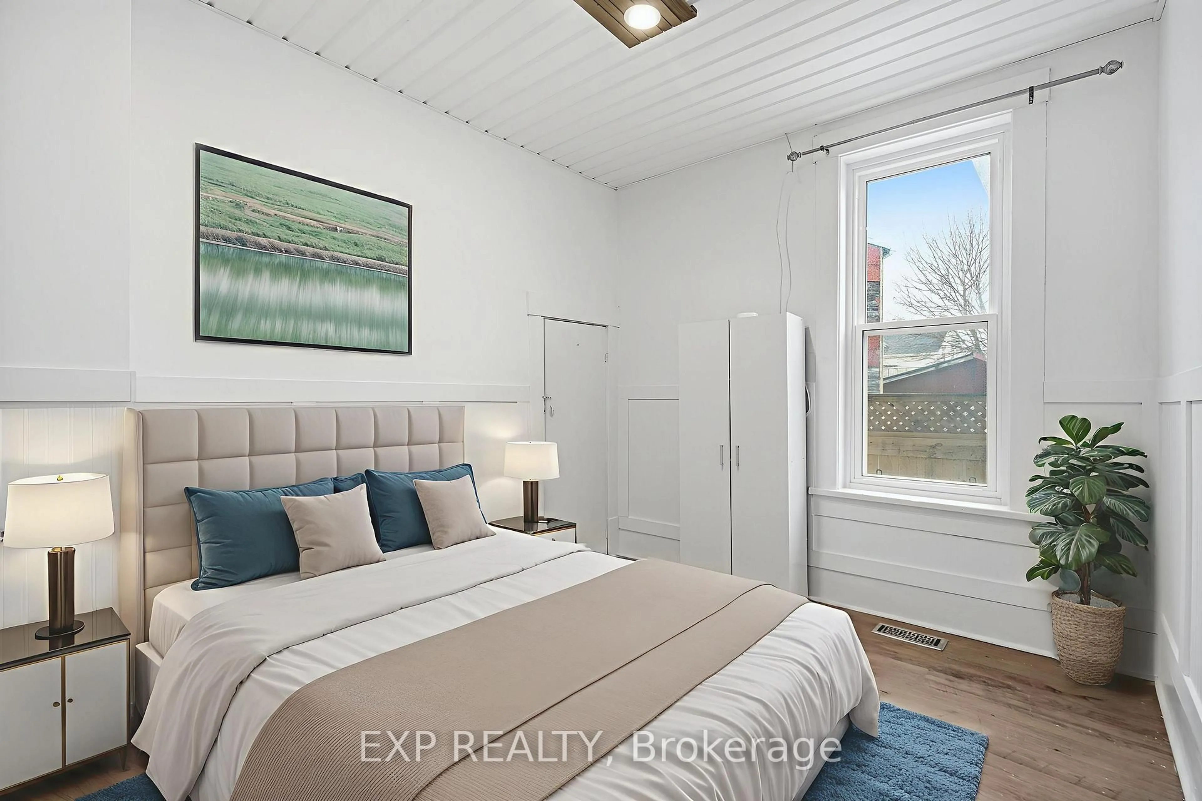 Bedroom with bed, unknown for 119 Beckwith St, Smiths Falls Ontario K7A 2C4