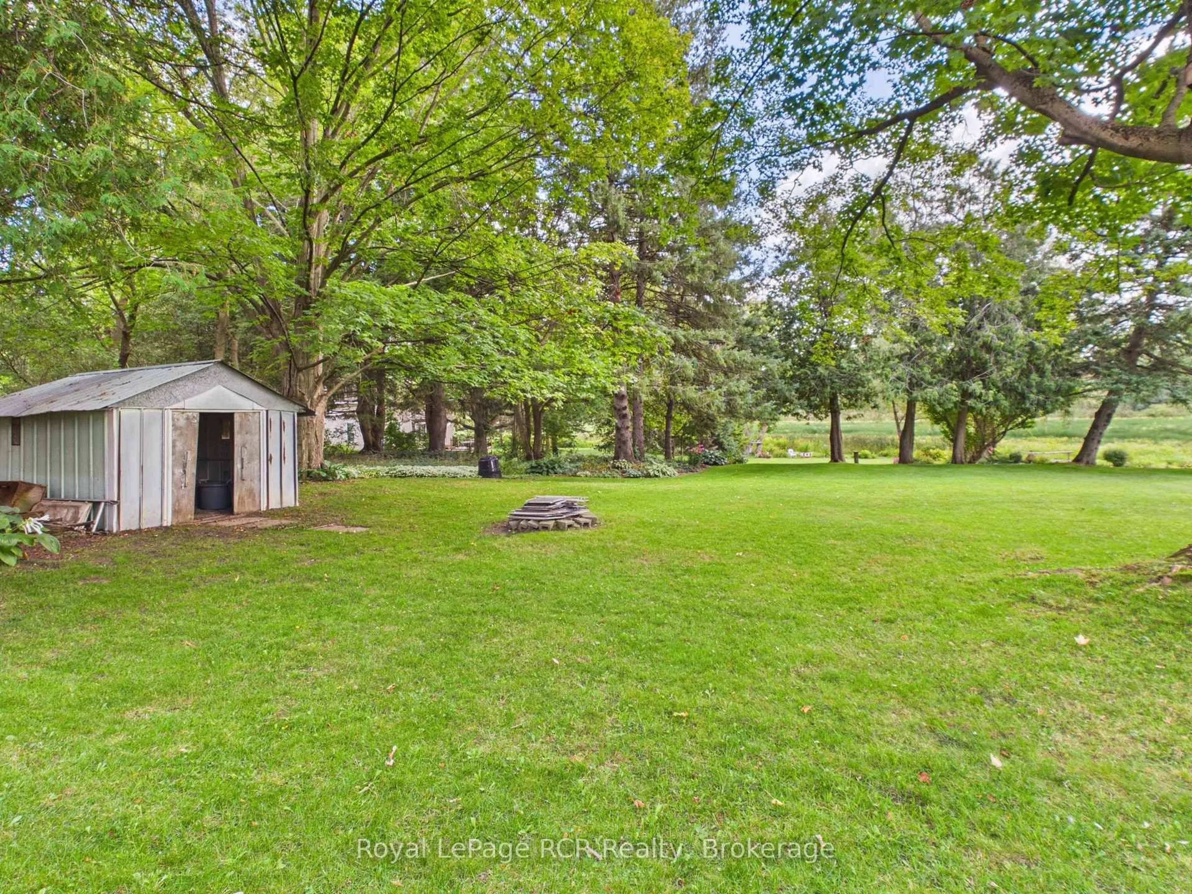 A pic from outside/outdoor area/front of a property/back of a property/a pic from drone, forest/trees view for 565 Havelock St, Huron-Kinloss Ontario N0G 2H0