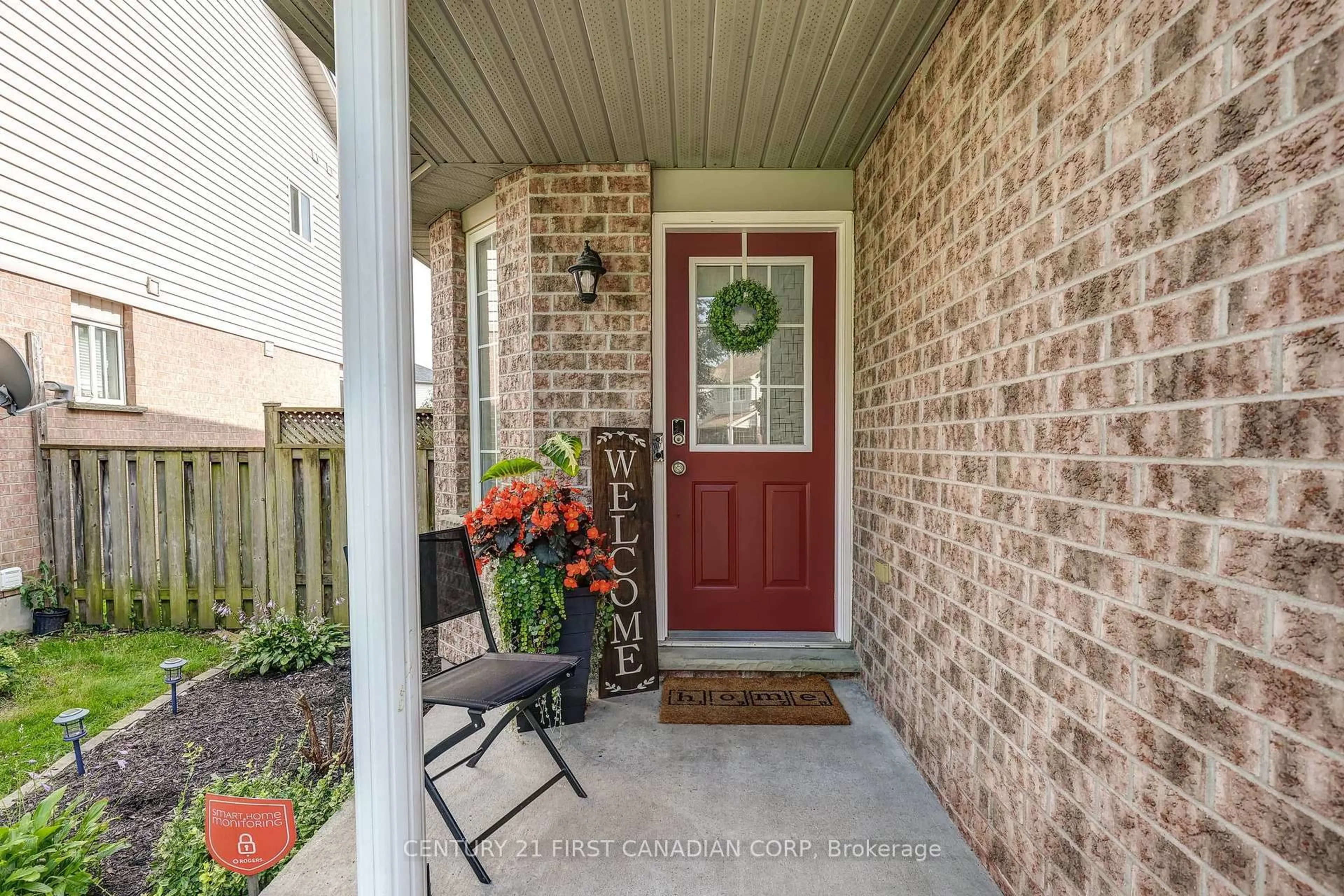 Indoor entryway for 232 RIDGEVIEW Pl, London East Ontario N5Y 5T8