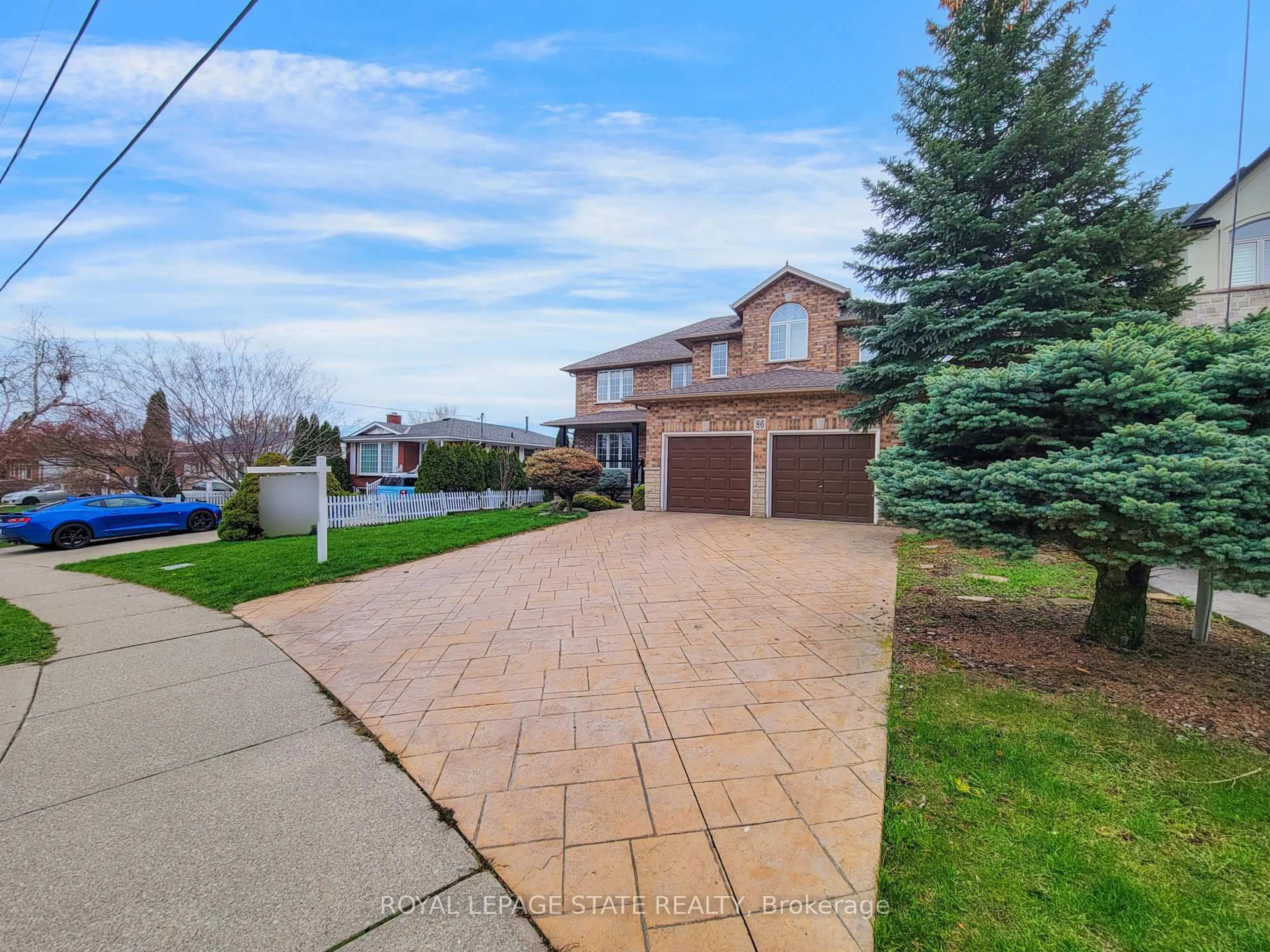 A pic from outside/outdoor area/front of a property/back of a property/a pic from drone, street for 86 Margaret Ave, Hamilton Ontario L8G 3G5