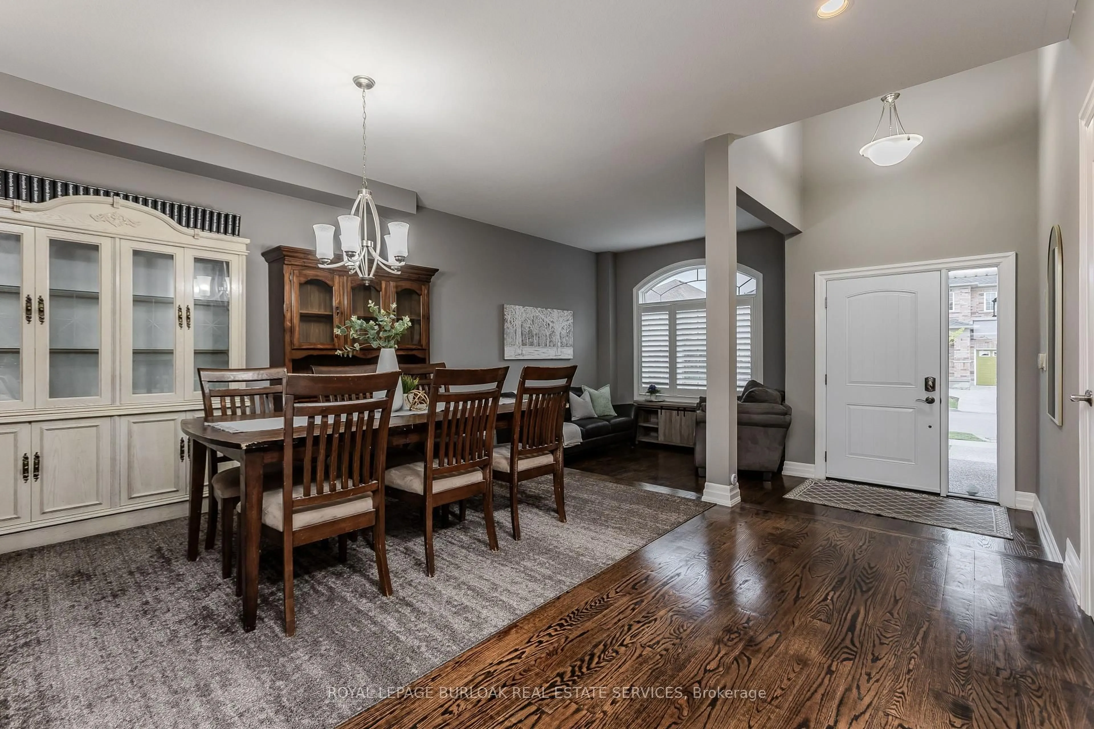 Dining room, unknown for 24 Newcastle Crt, Hamilton Ontario L8V 0A6