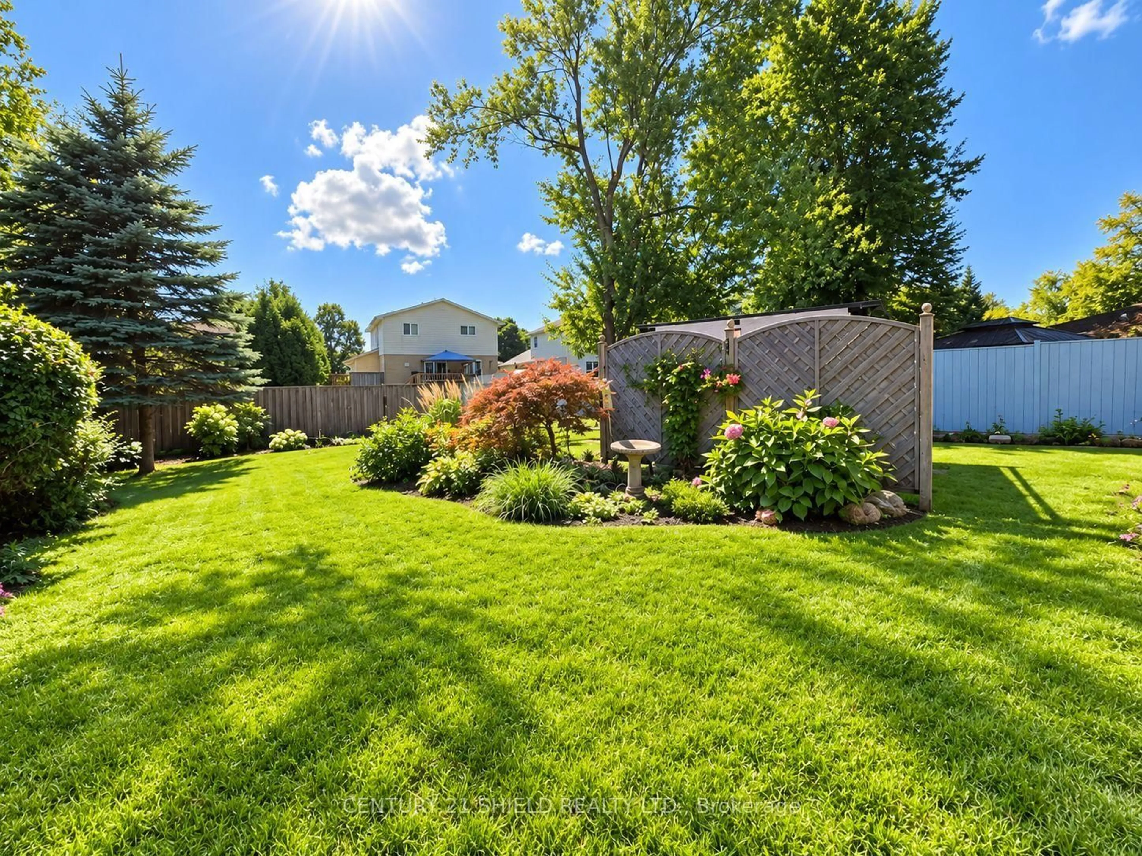 Unknown for 1463 Holy Cross Blvd, Cornwall Ontario K6H 2W9
