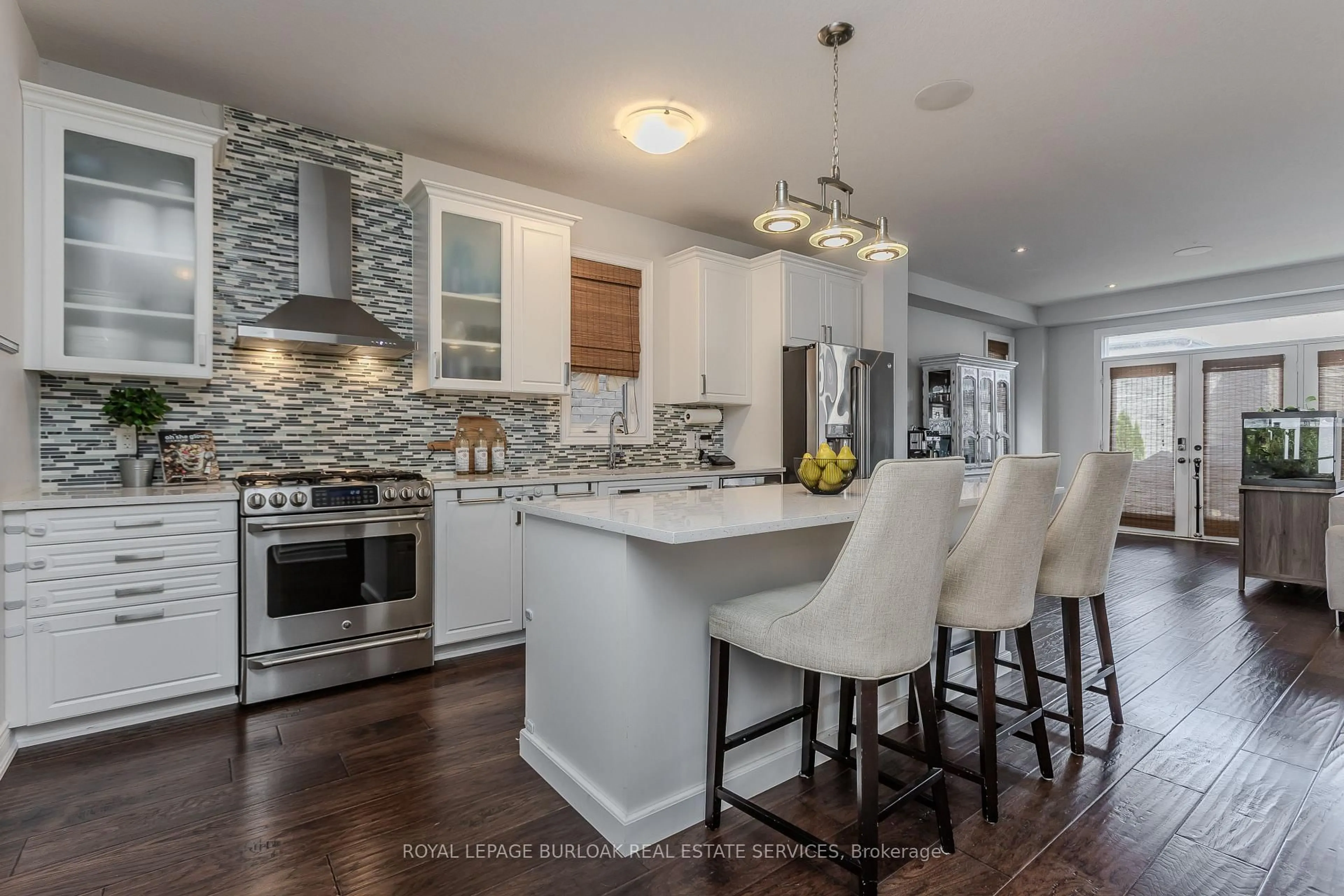 Open concept kitchen, ceramic/tile floor for 23 West Glen Ave, Hamilton Ontario L8J 0H9